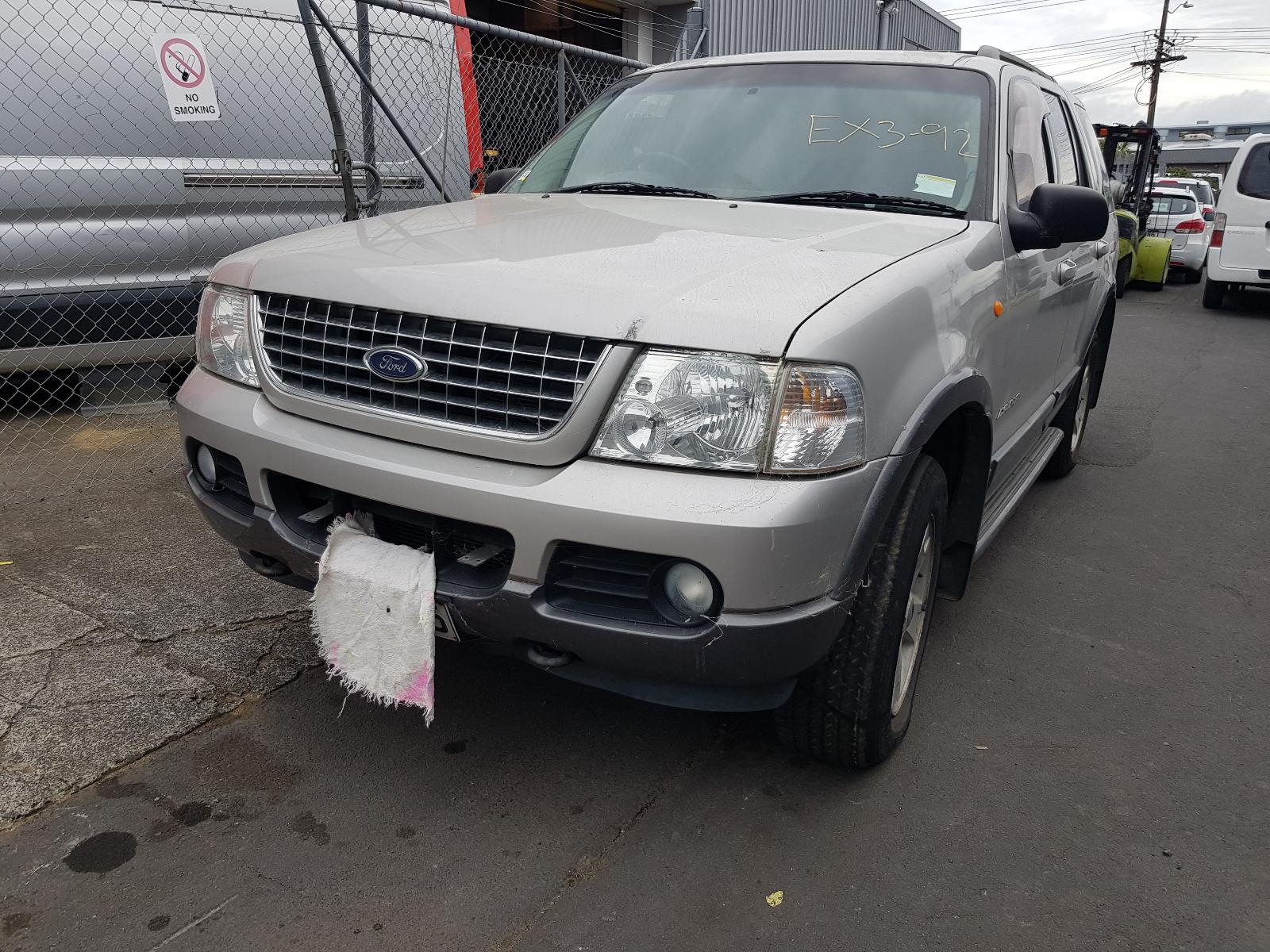 Ford Explorer - UT 2001-2005