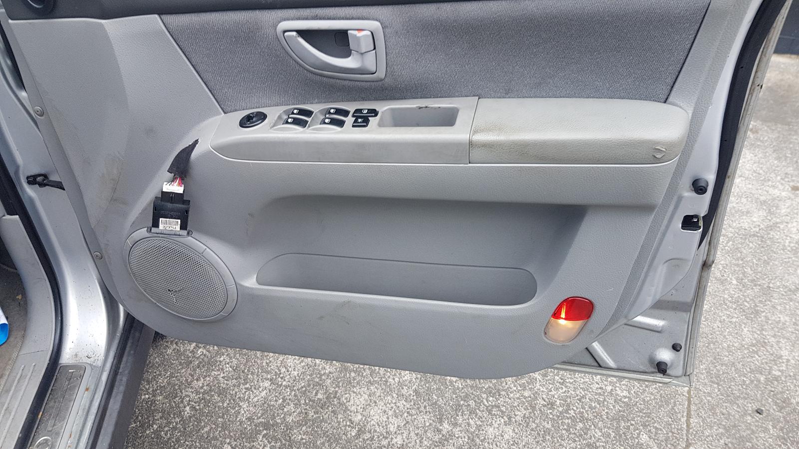 KIA Sorento - 1st Gen 2002-2009