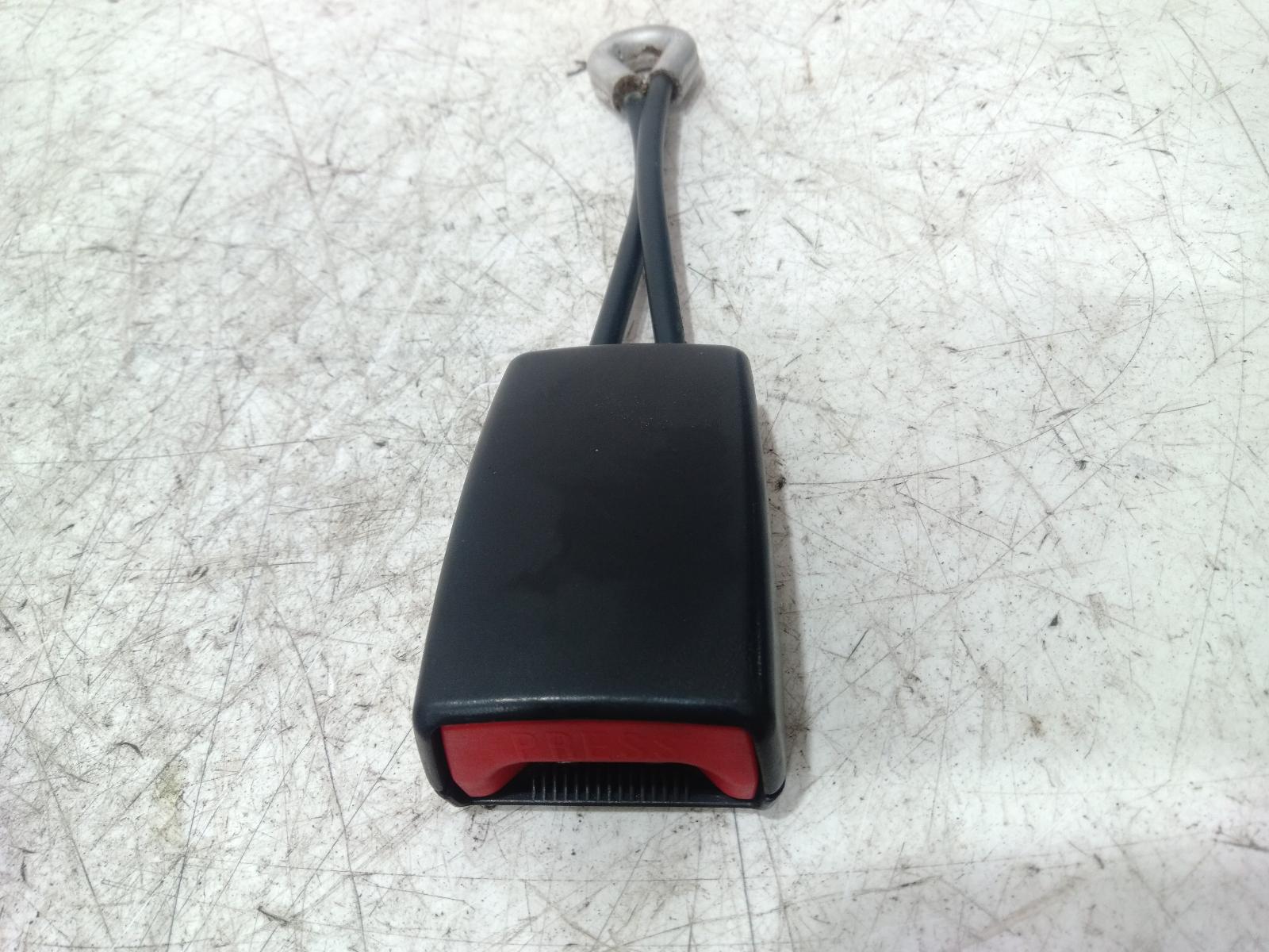 Seat_Belt_Stalk