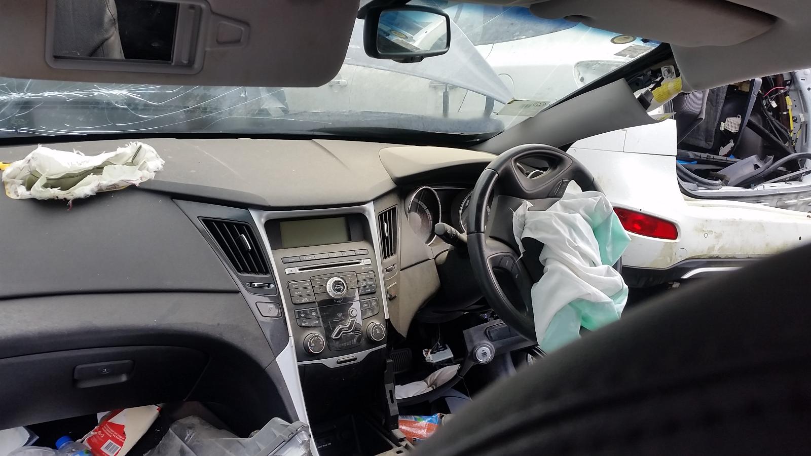 Hyundai i45 - 2010-2013