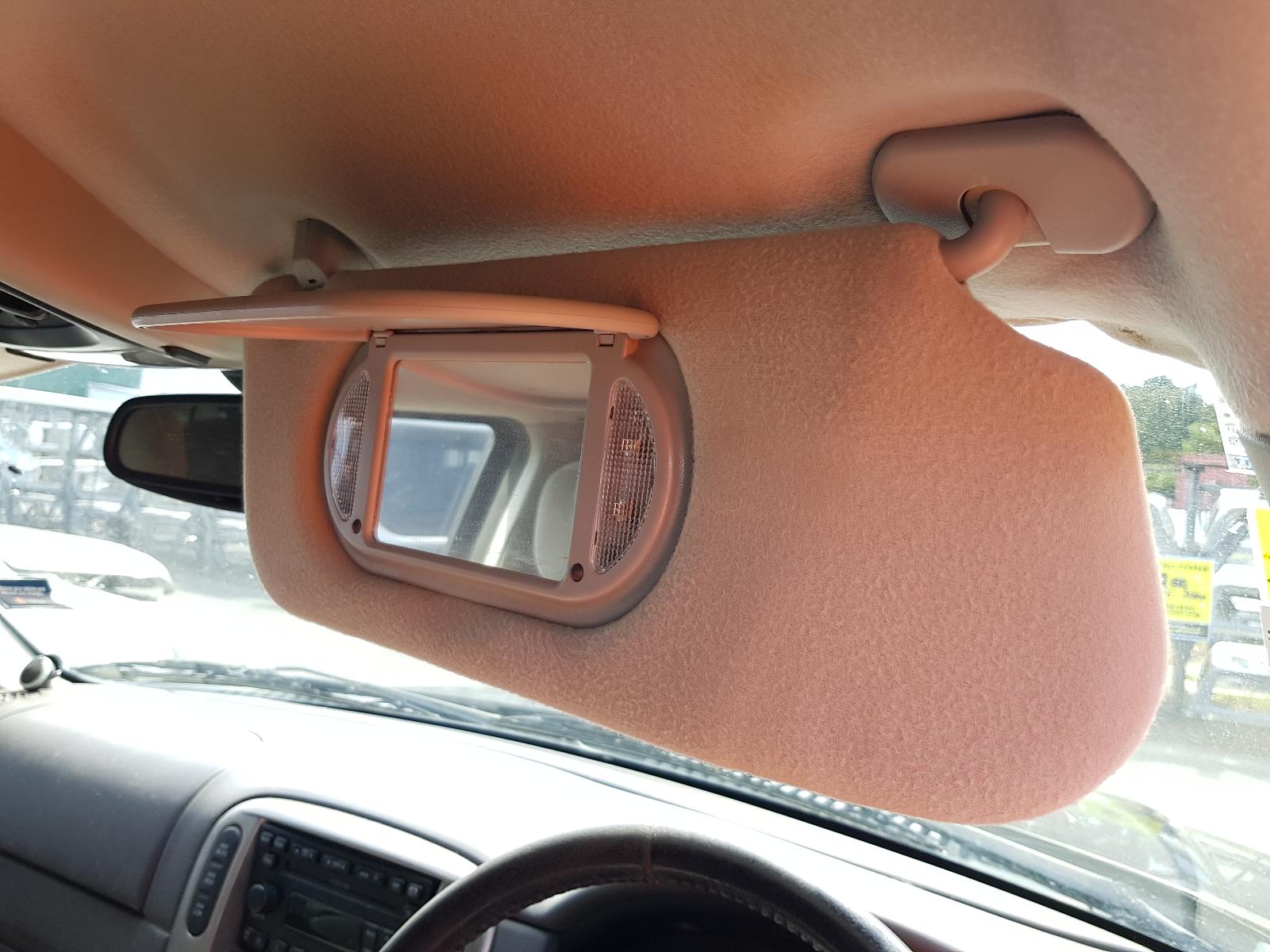 Ford Explorer - UT 2001-2005