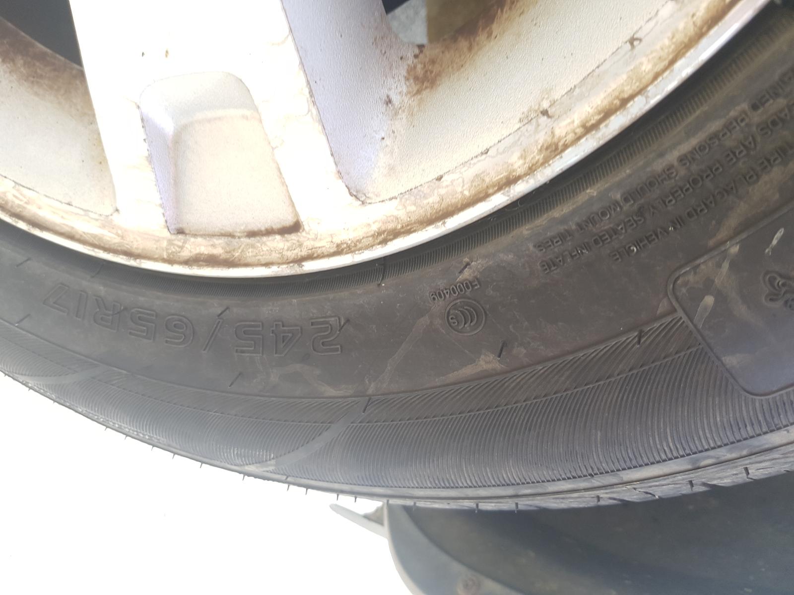 Ford Explorer - UT 2001-2005