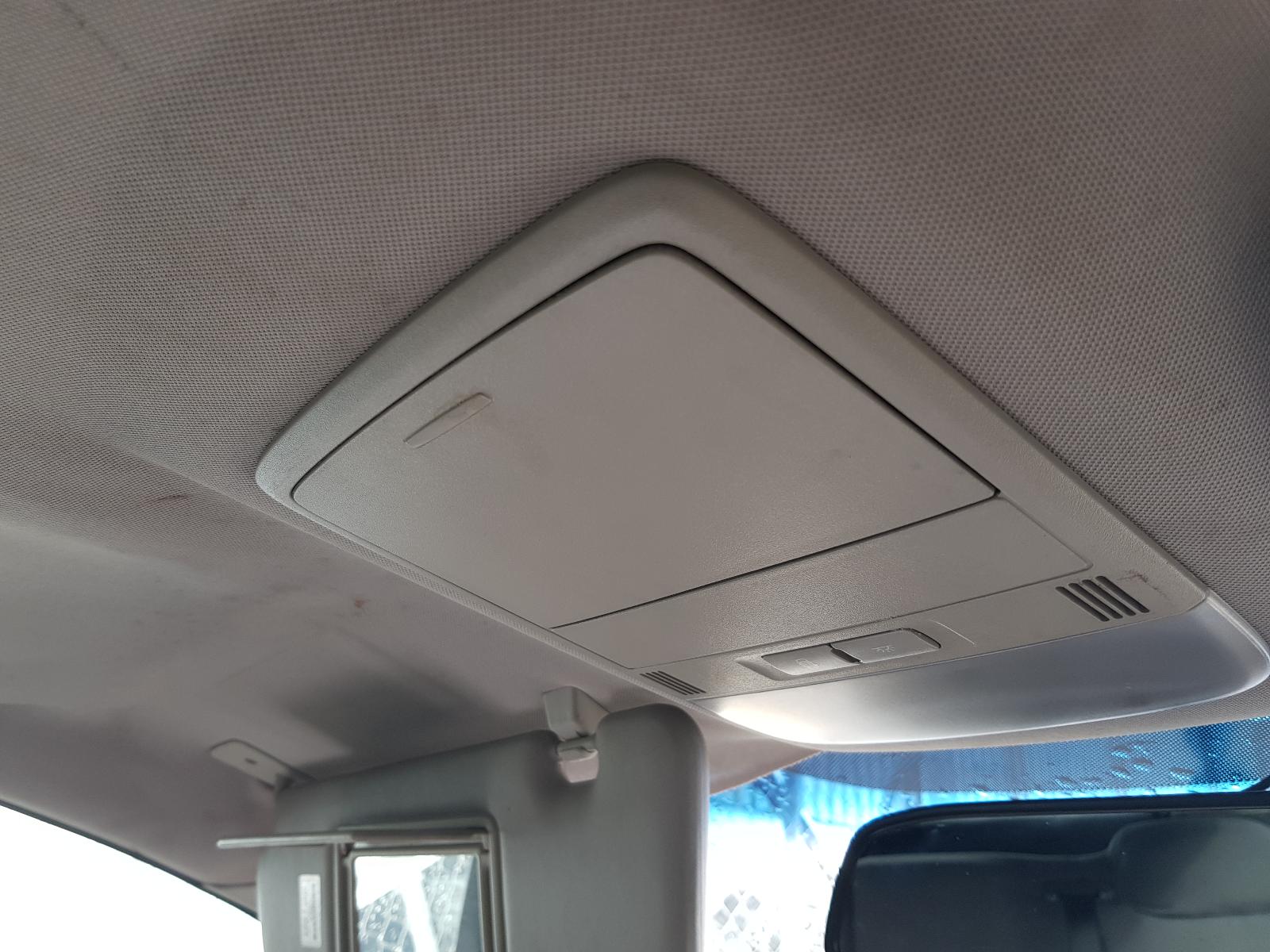 Holden Commodore - VE Omega 06-