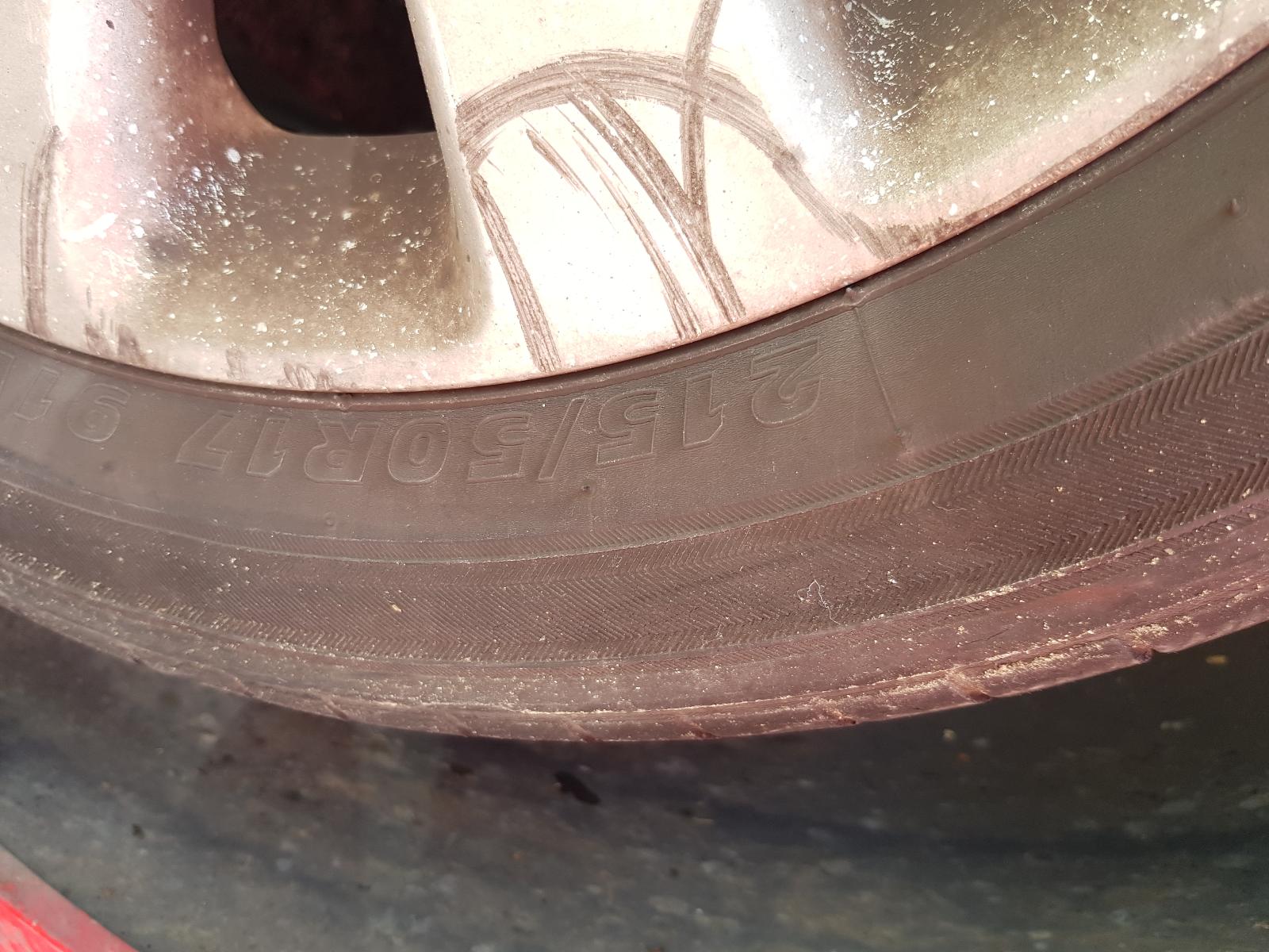 Holden Cruze - 2009-Present