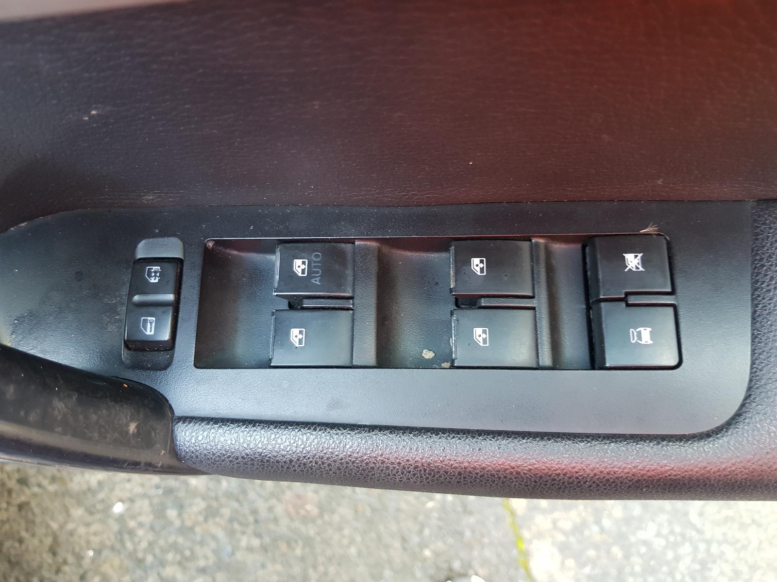 Holden Captiva - Captiva 7 2011-Present