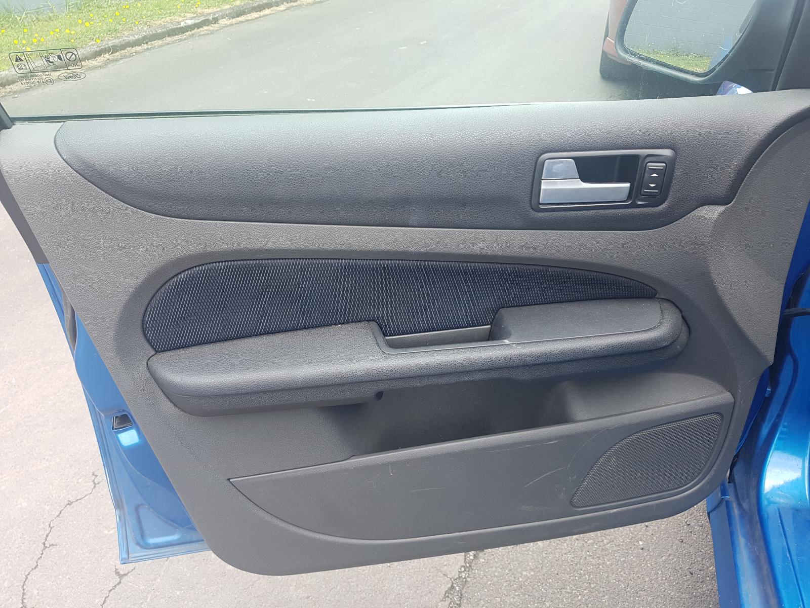 Ford Focus - LS 2005-2007