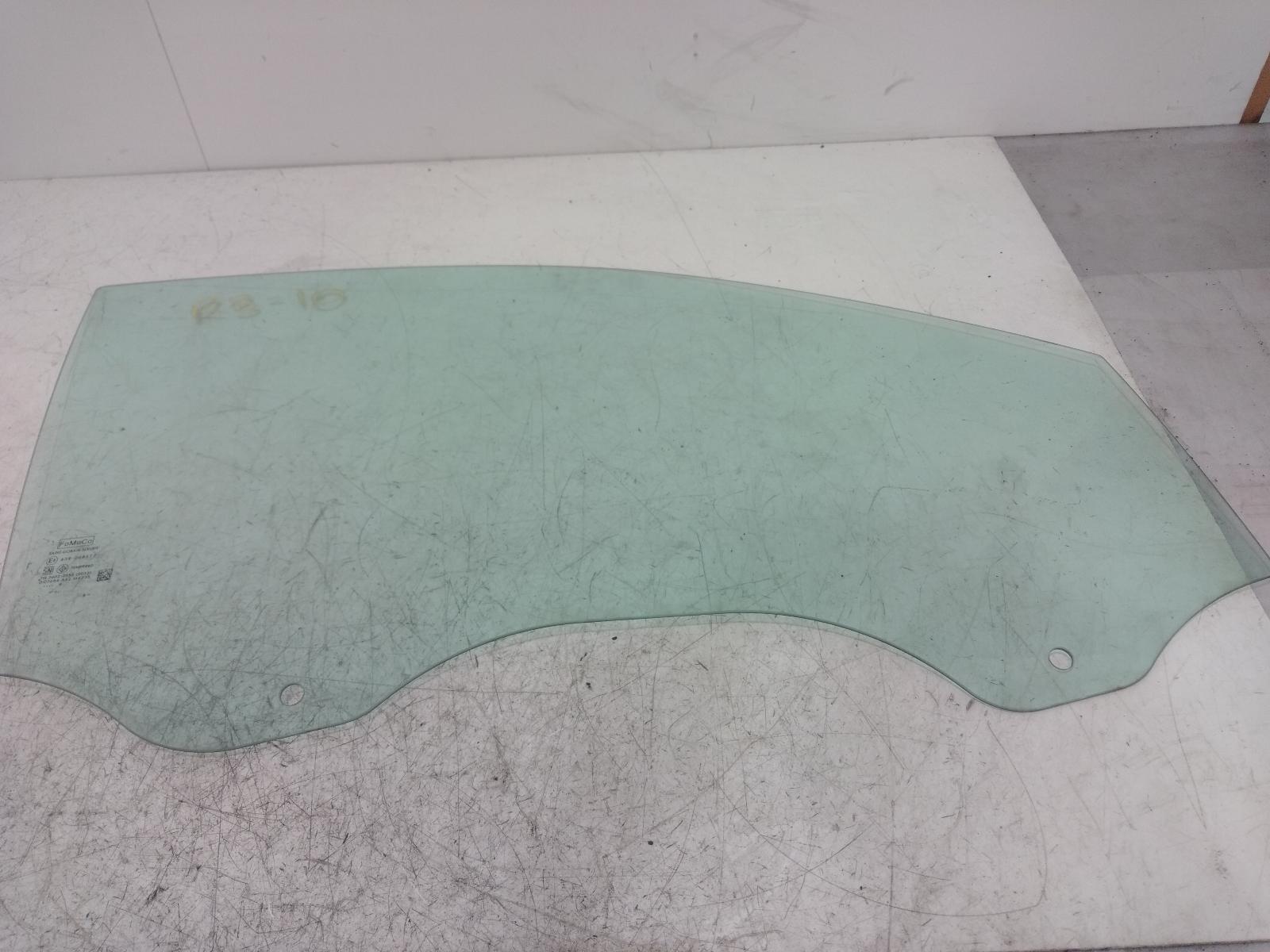 Right_Front_Door_Window