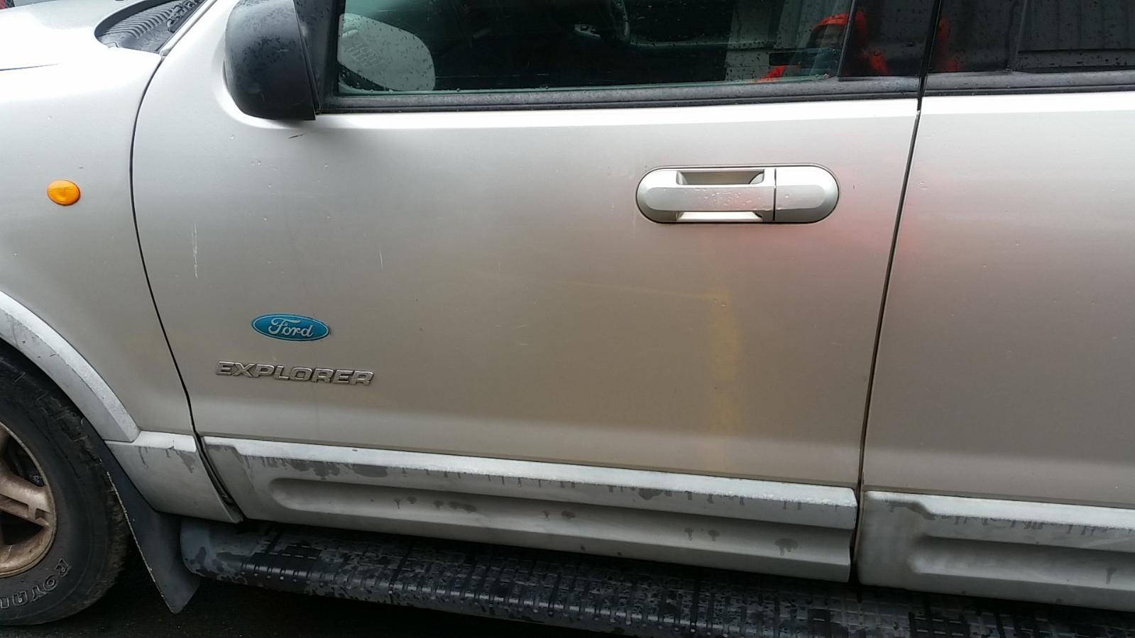 Ford Explorer - UT 2001-2005