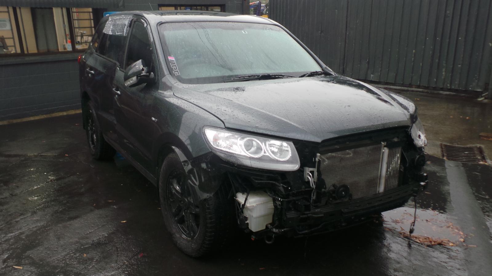 Hyundai Santa Fe - 2006-2012