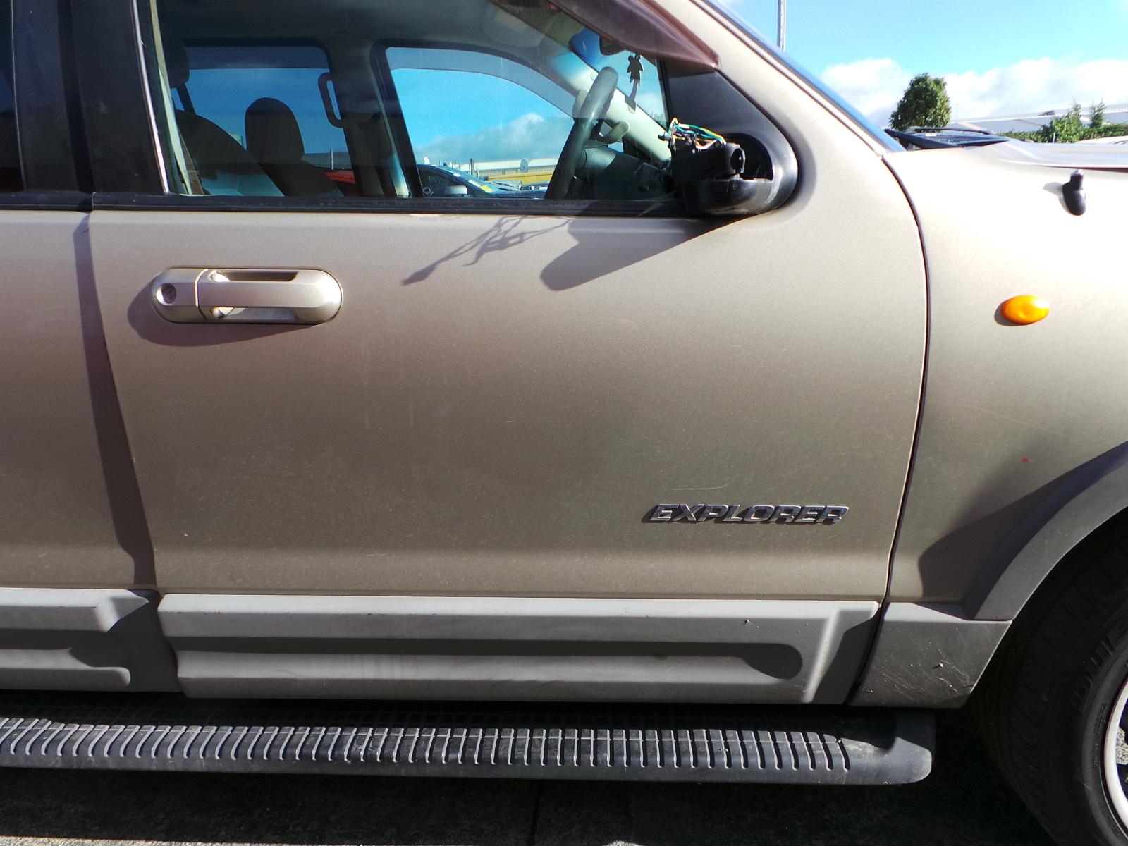 Ford Explorer - UT 2001-2005