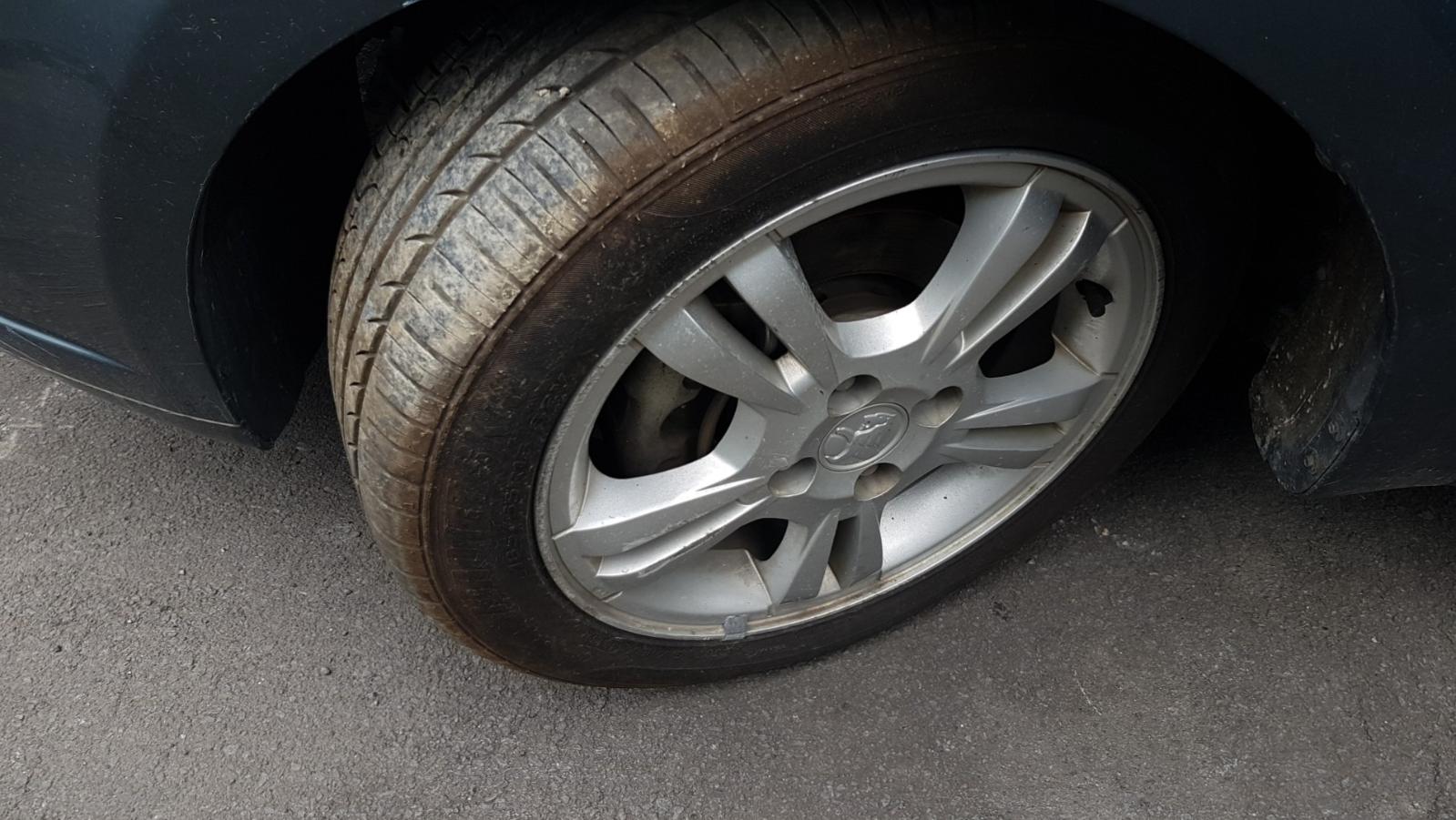 Holden Barina - TK 05-11