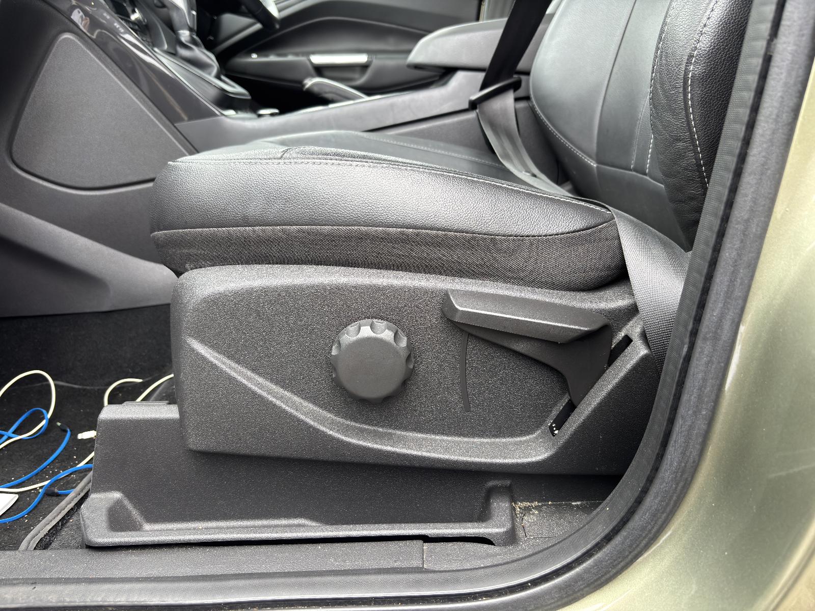 Ford Kuga - TF 2013-Present