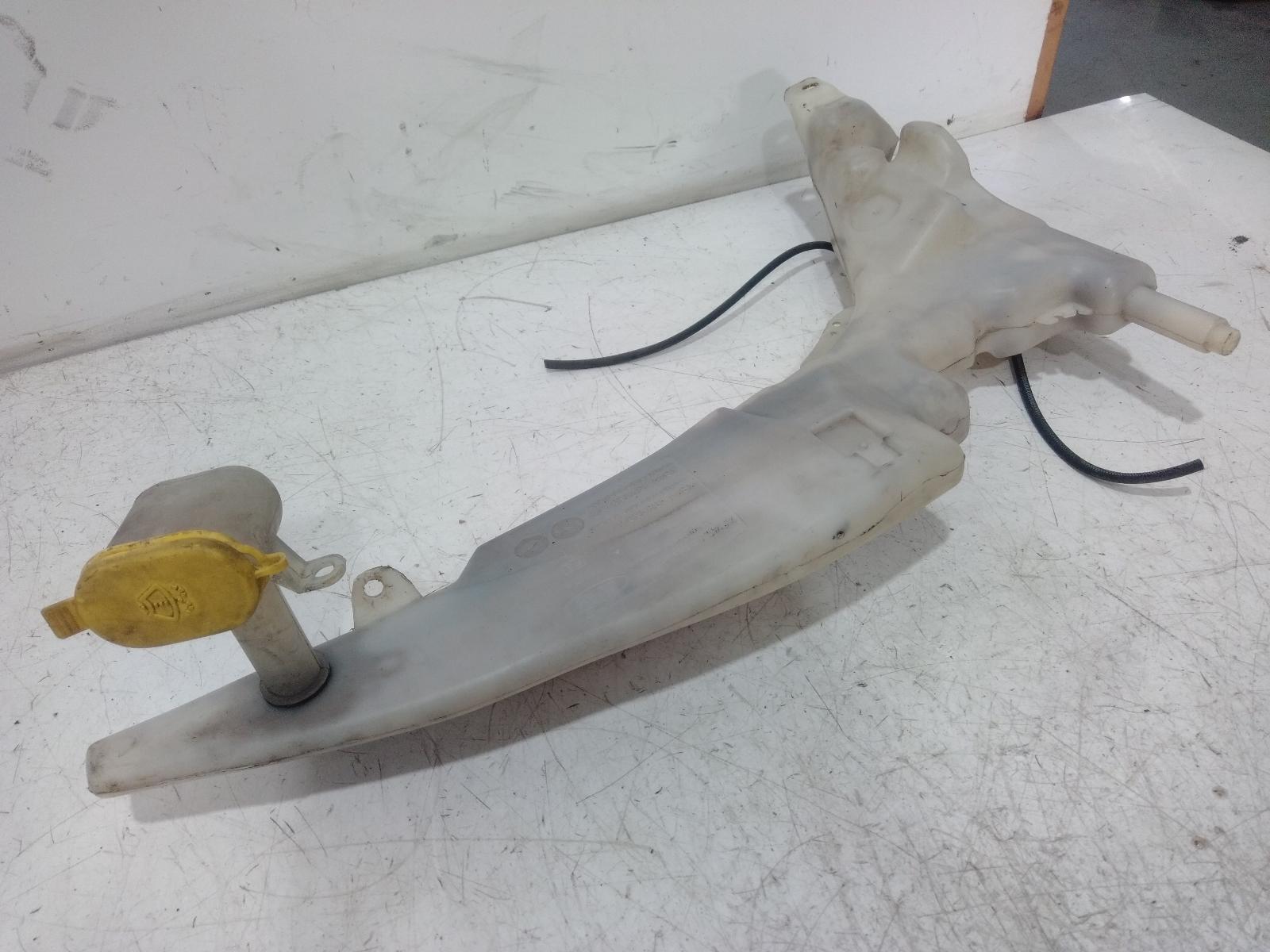 Washer_Bottle
