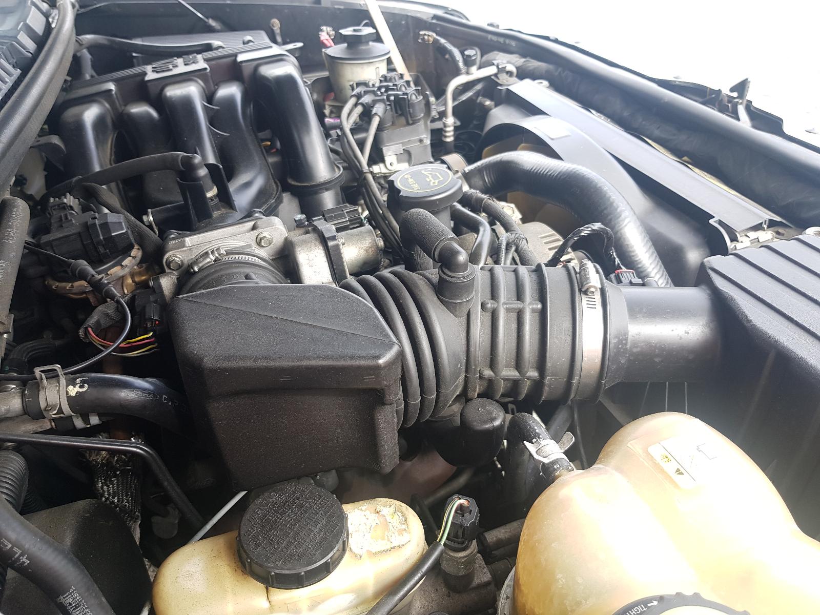 Ford Explorer - UT 2001-2005