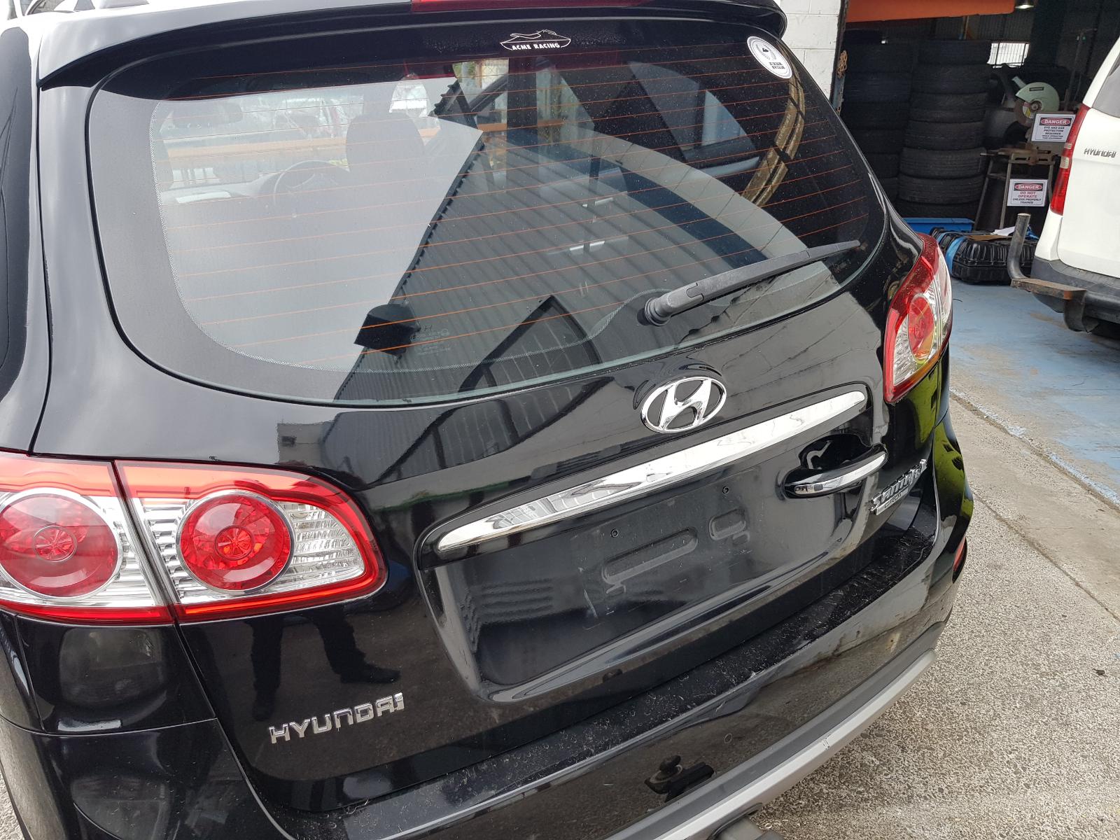 Hyundai Santa Fe - 2006-2012