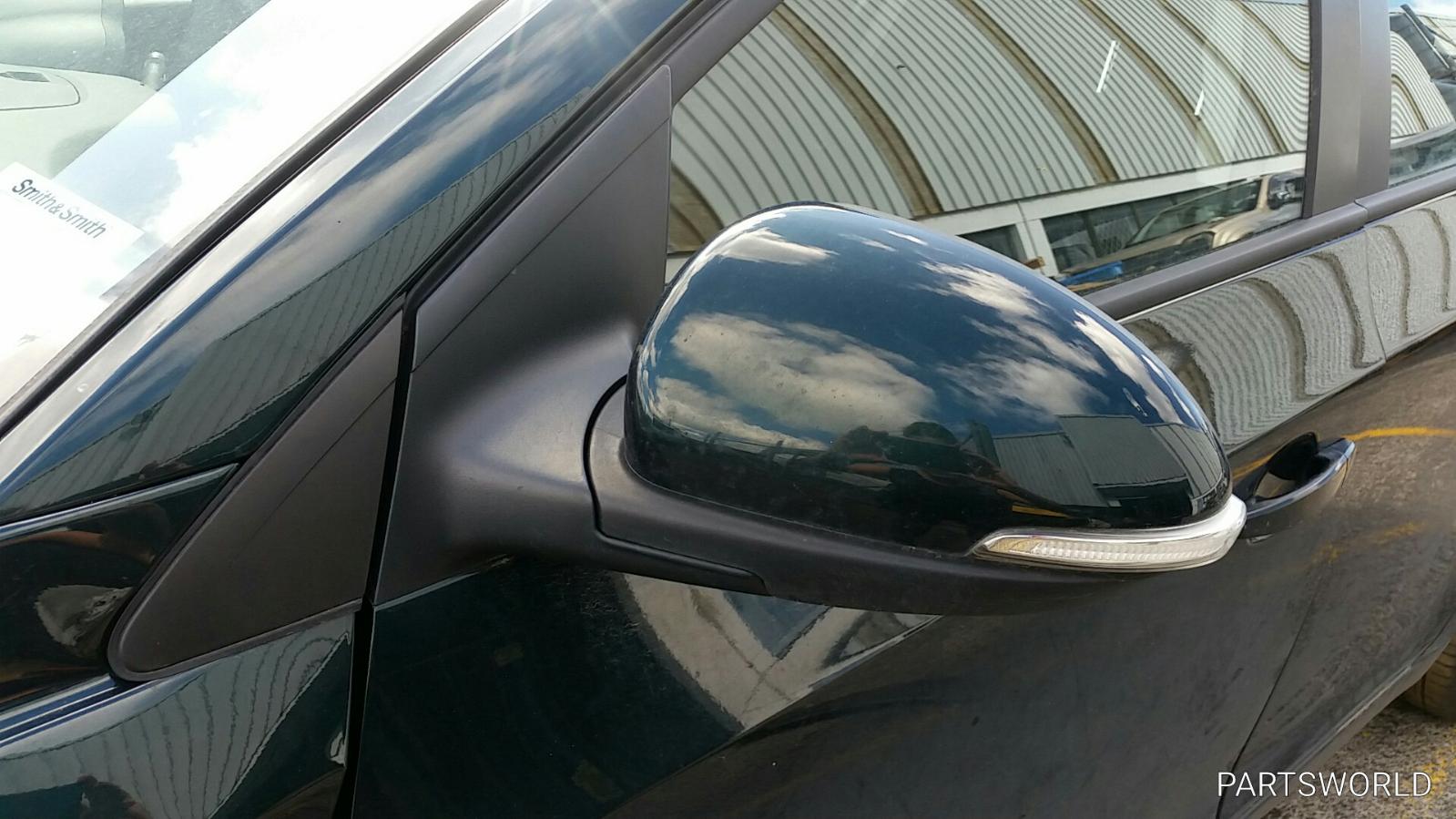 Holden Cruze - 2009-Present