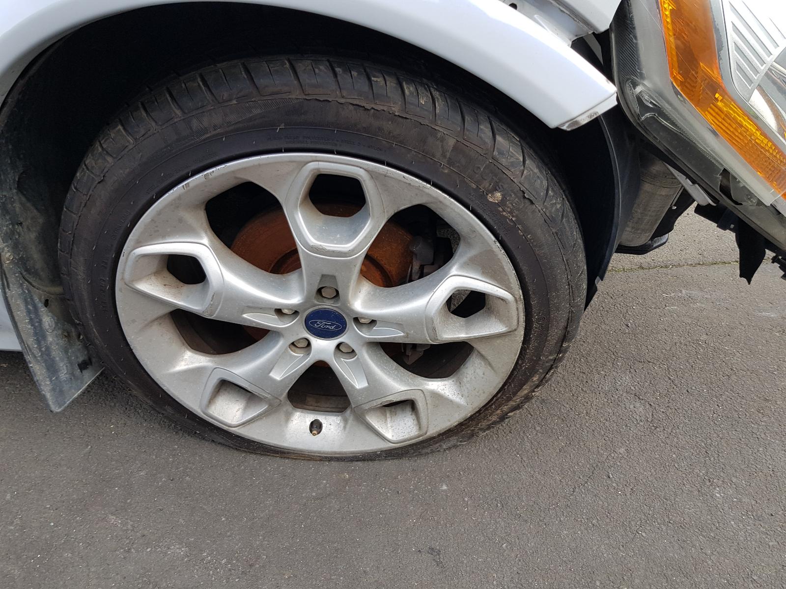 Ford Kuga - TE 2012-2013