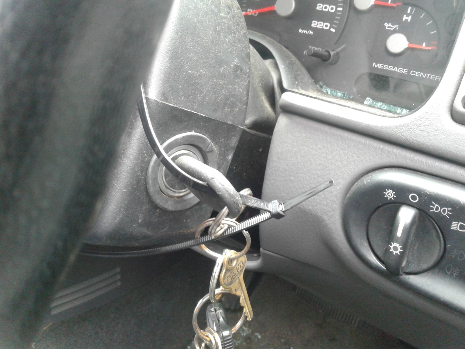 Ford Explorer - UT 2001-2005