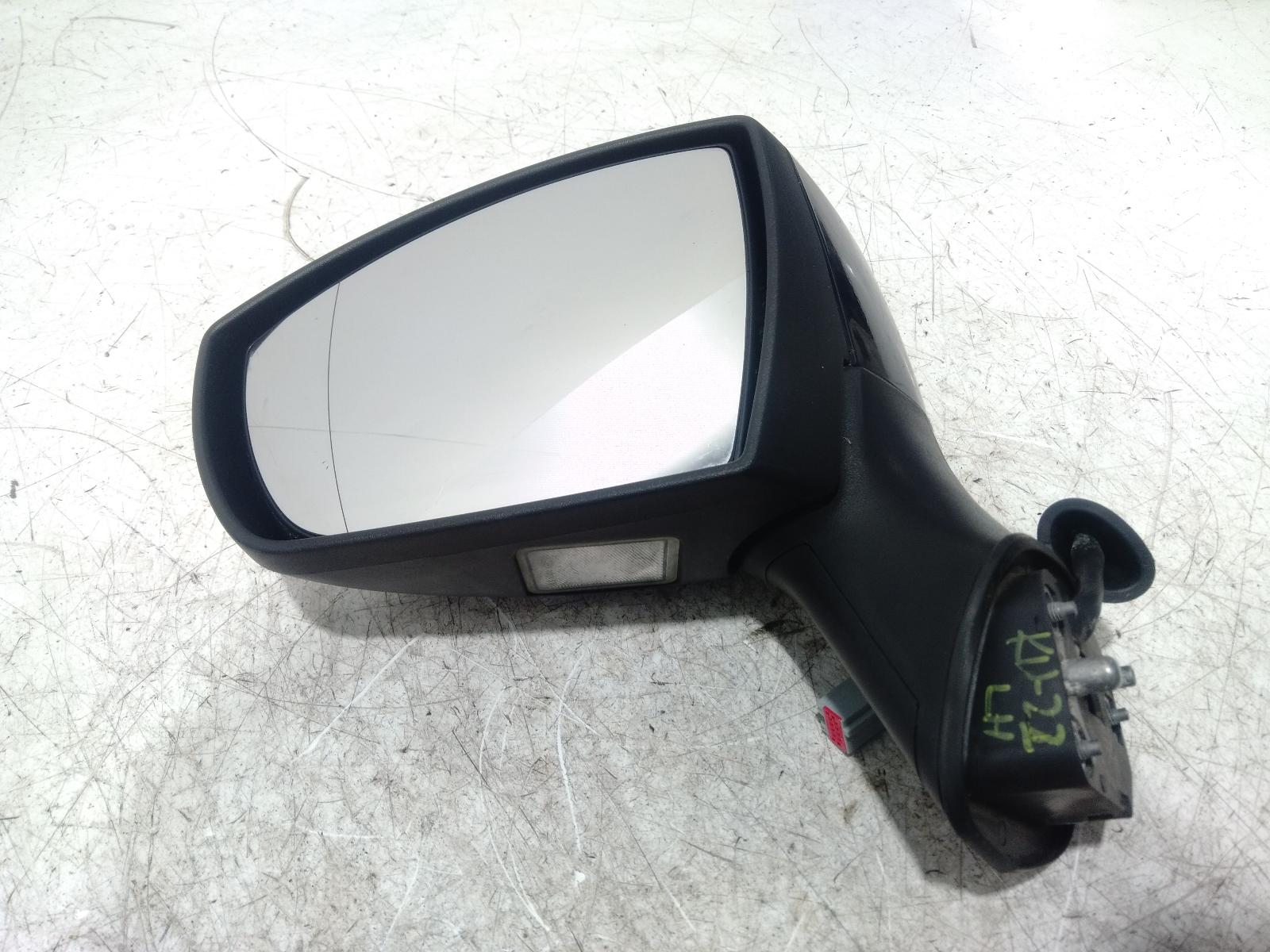 Left_Door_Mirror