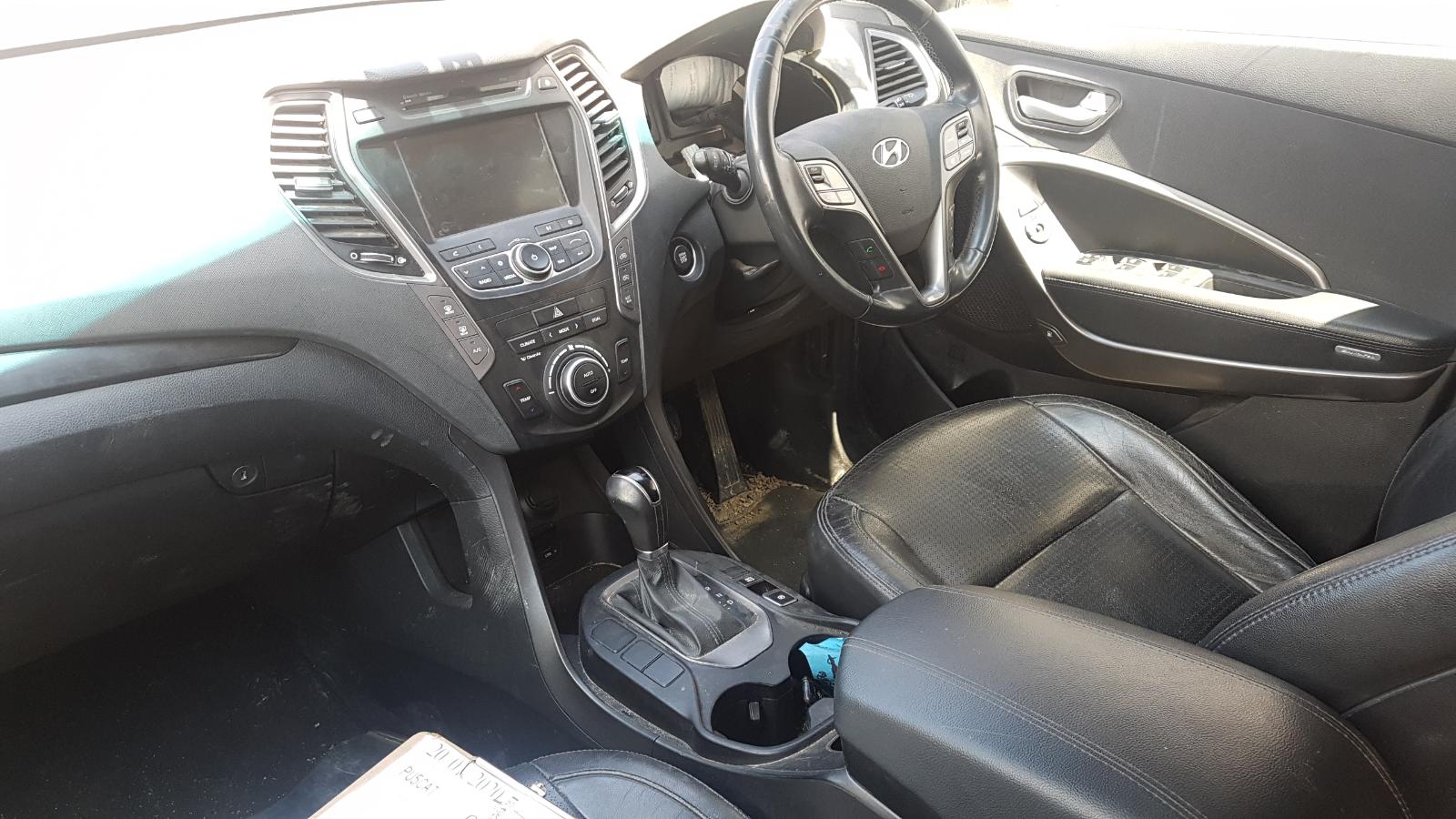 Hyundai Santa Fe - 2013-Present