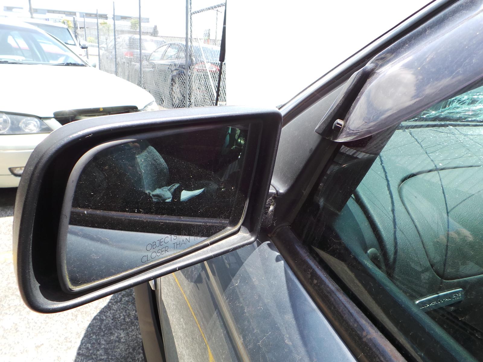 Holden Adventra - VZ 2005-2007