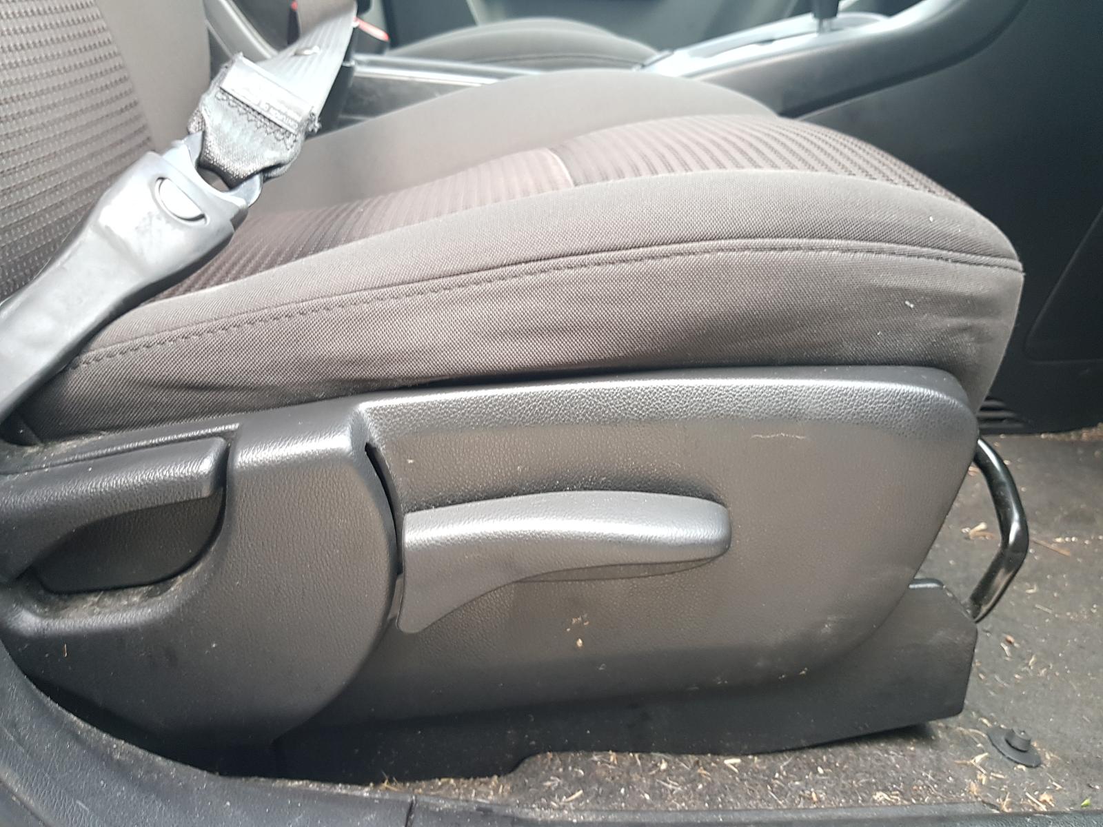 Holden Captiva - Captiva 7 2011-Present