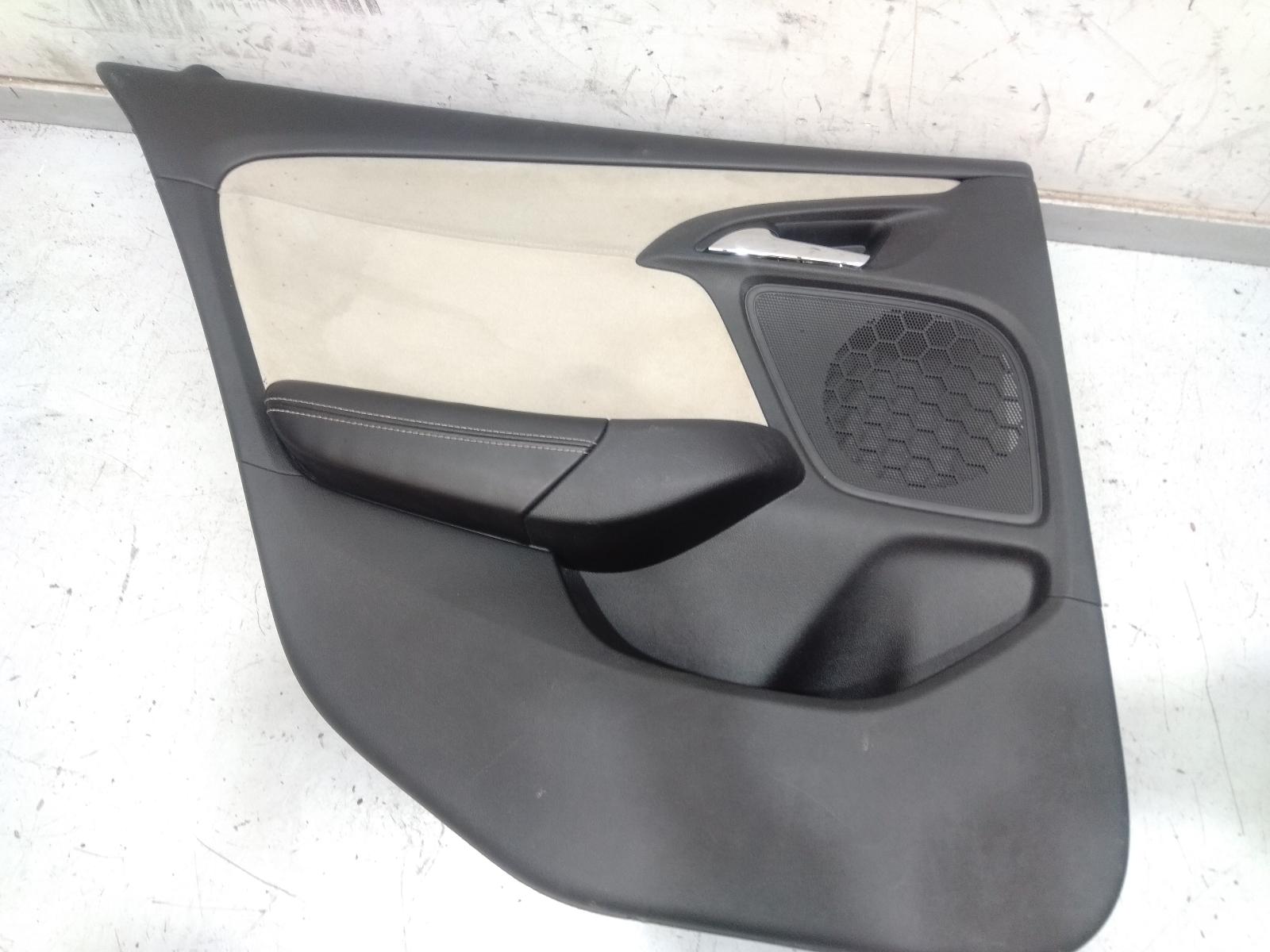 Door_Trim