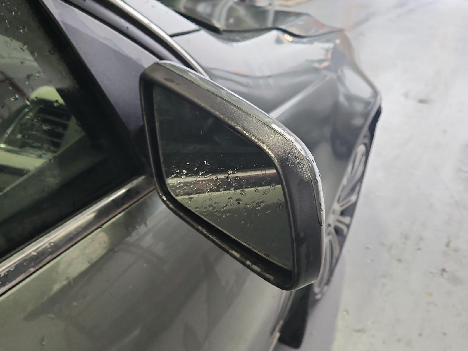 Holden Commodore - VF 2013-Present