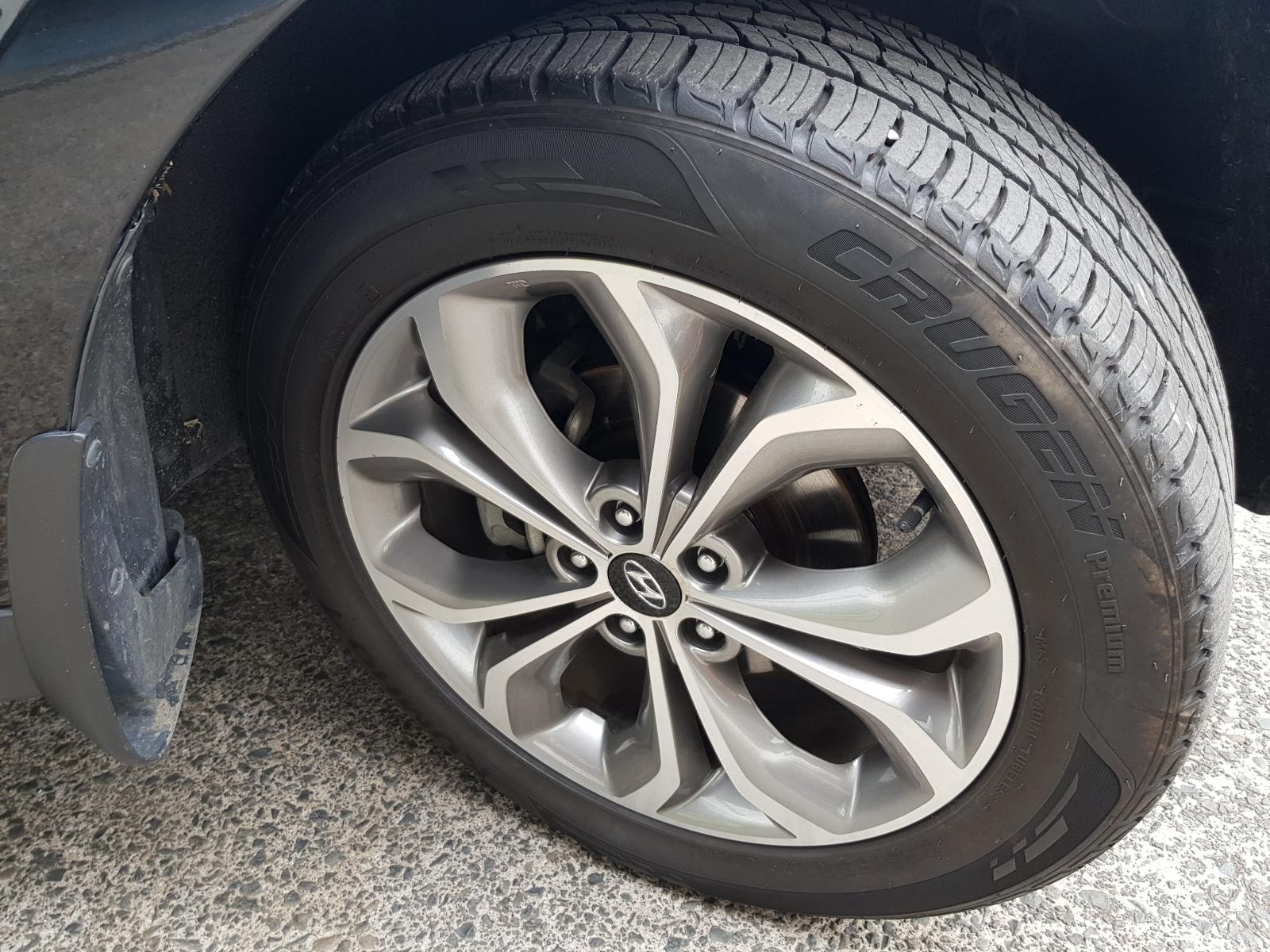 Hyundai Santa Fe - 2006-2012