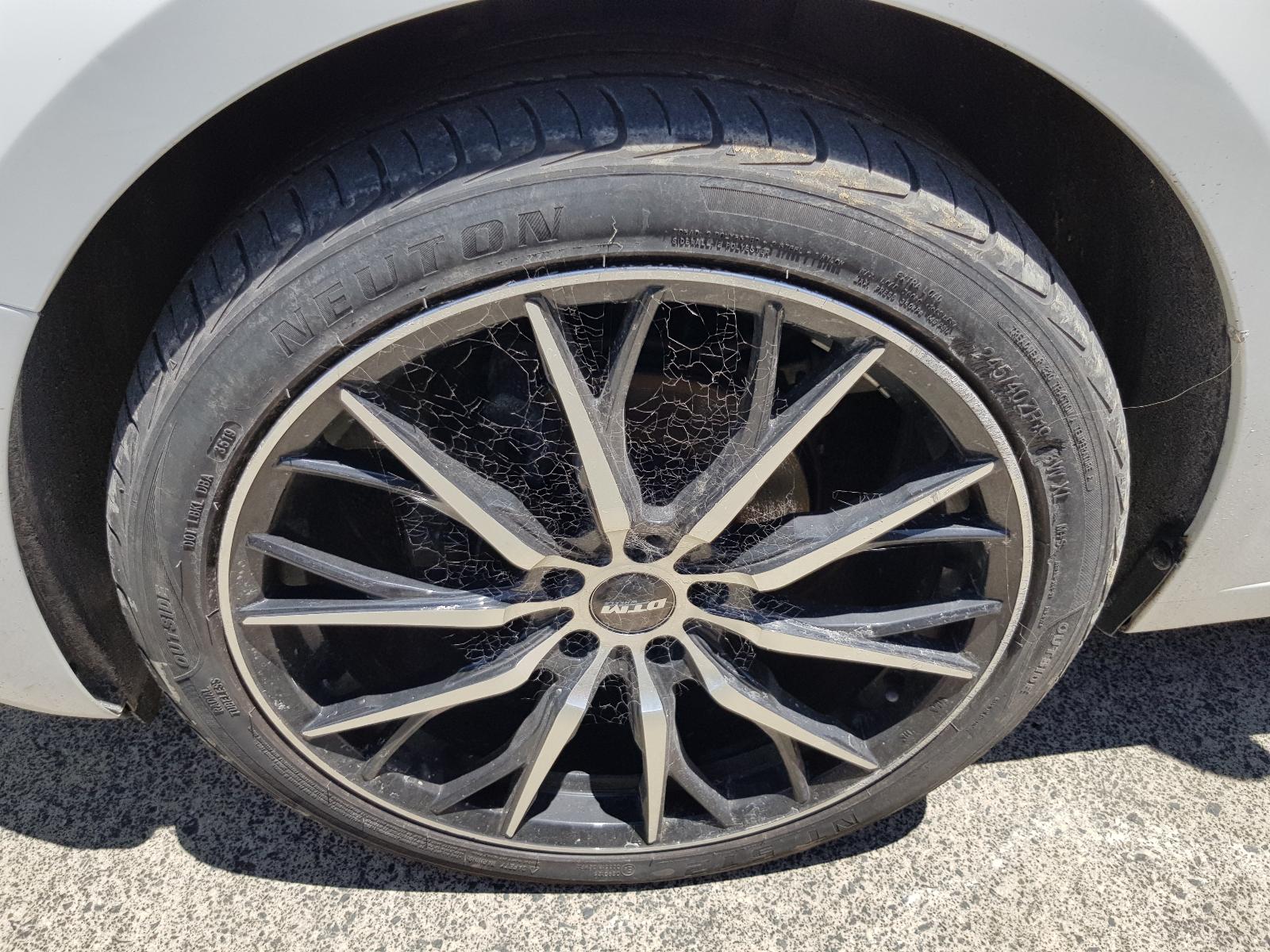 Holden Cruze - 2009-Present