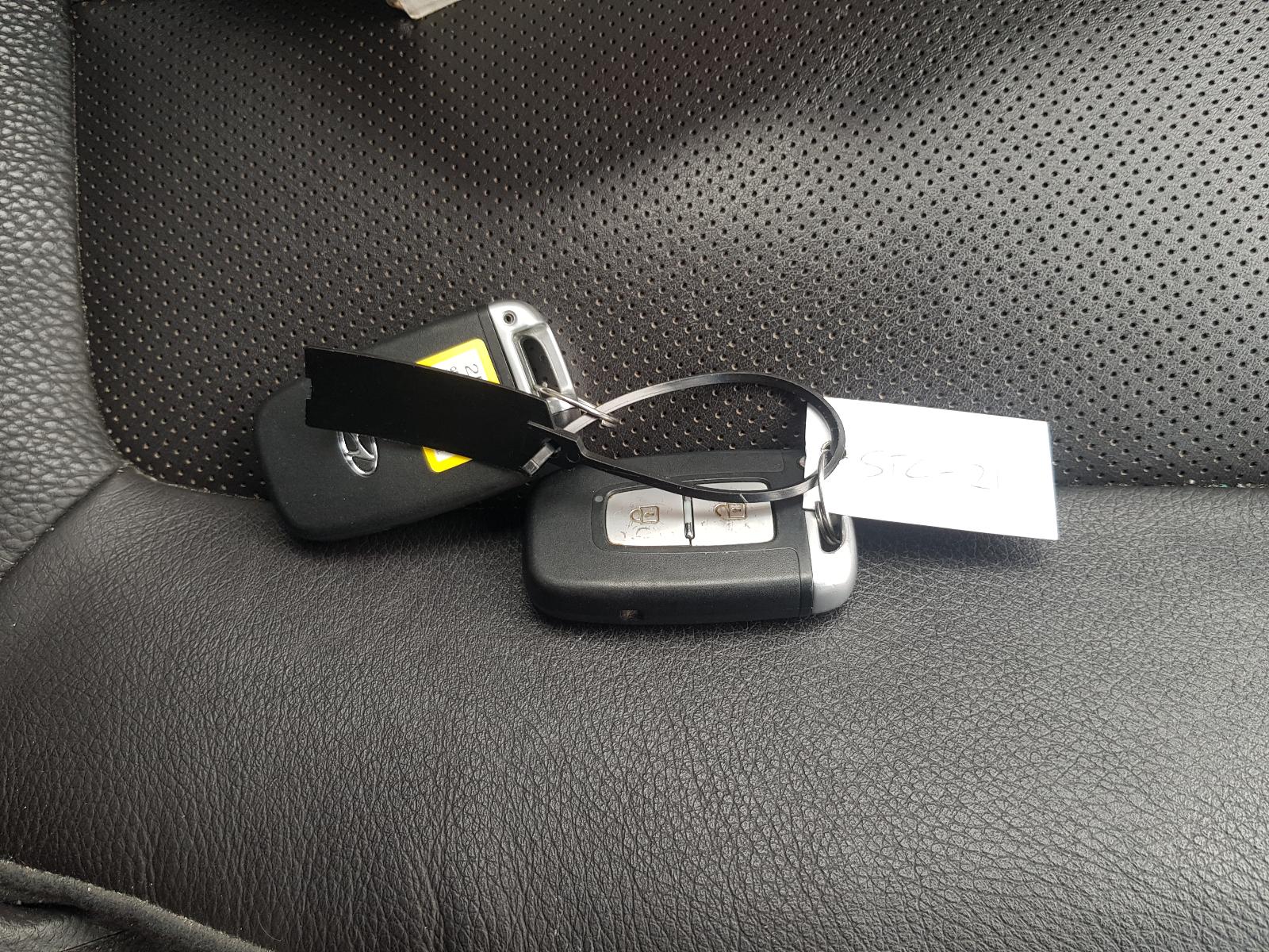 Hyundai Santa Fe - 2006-2012