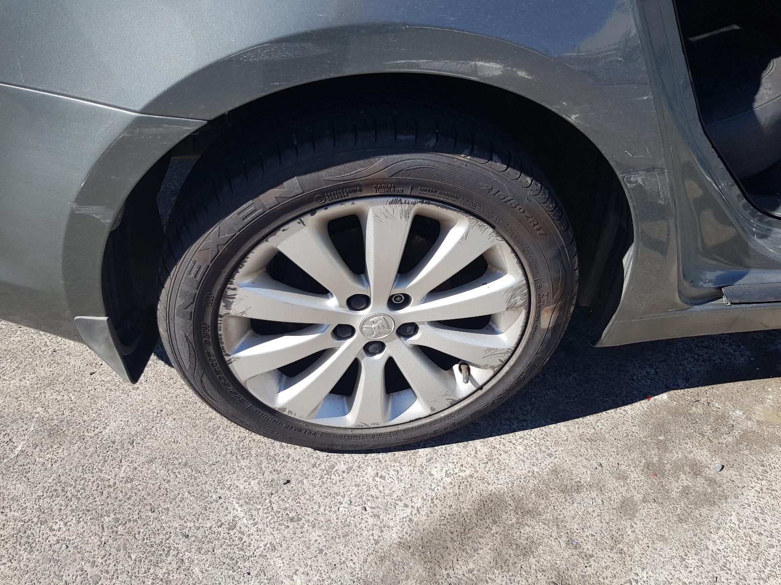 Holden Cruze - 2009-Present