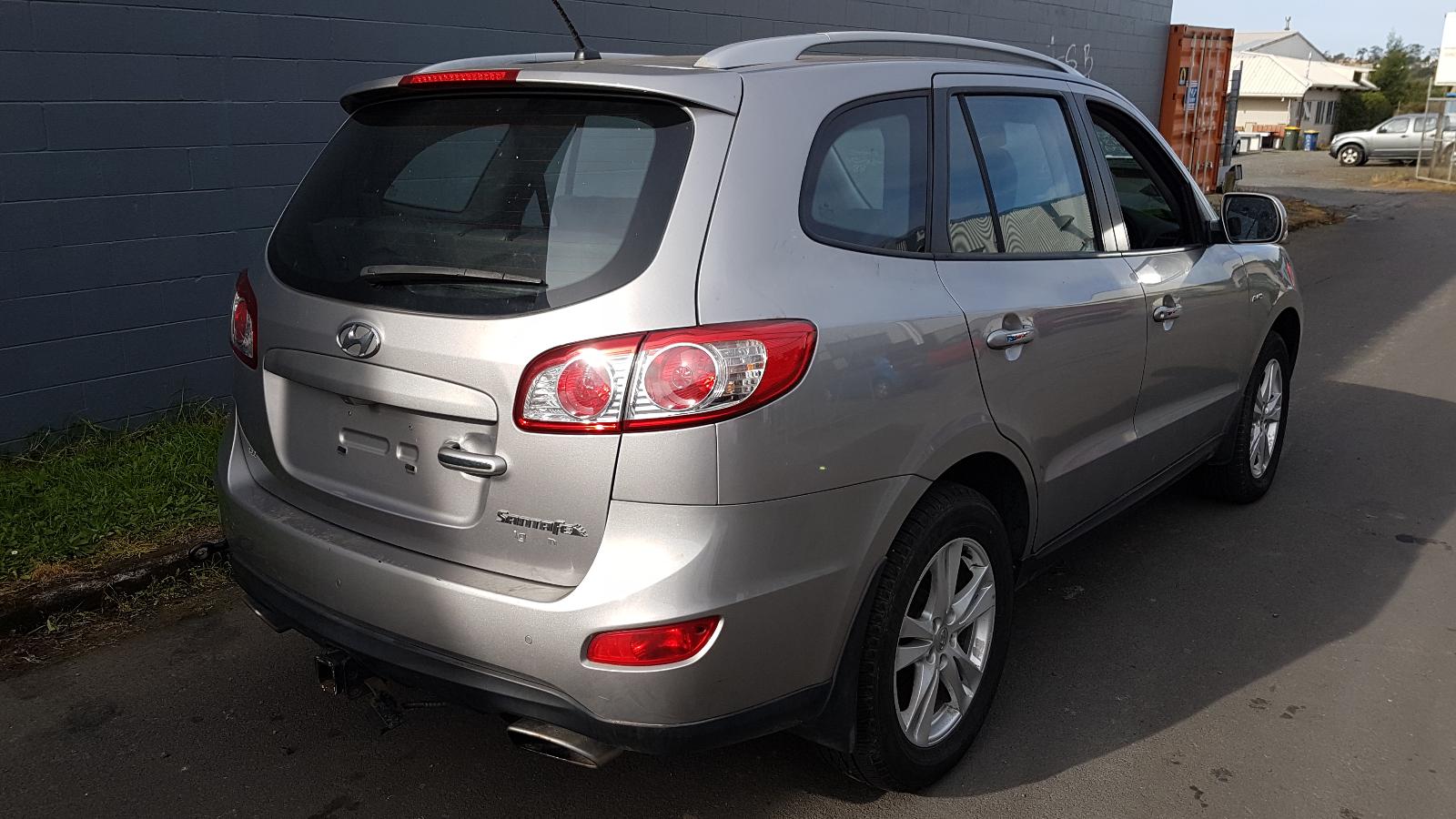 Hyundai Santa Fe - 2006-2012