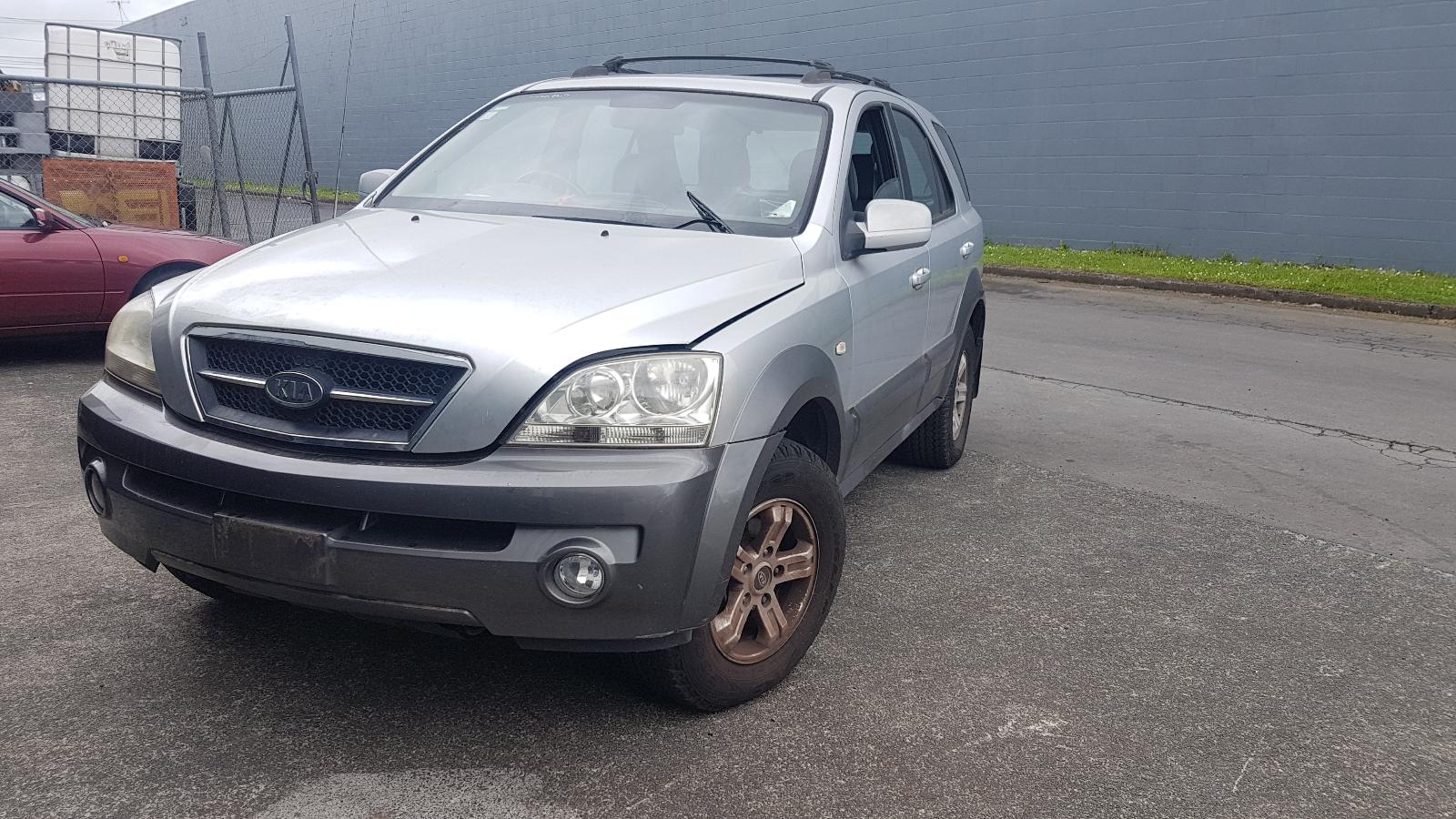 KIA Sorento - 1st Gen 2002-2009