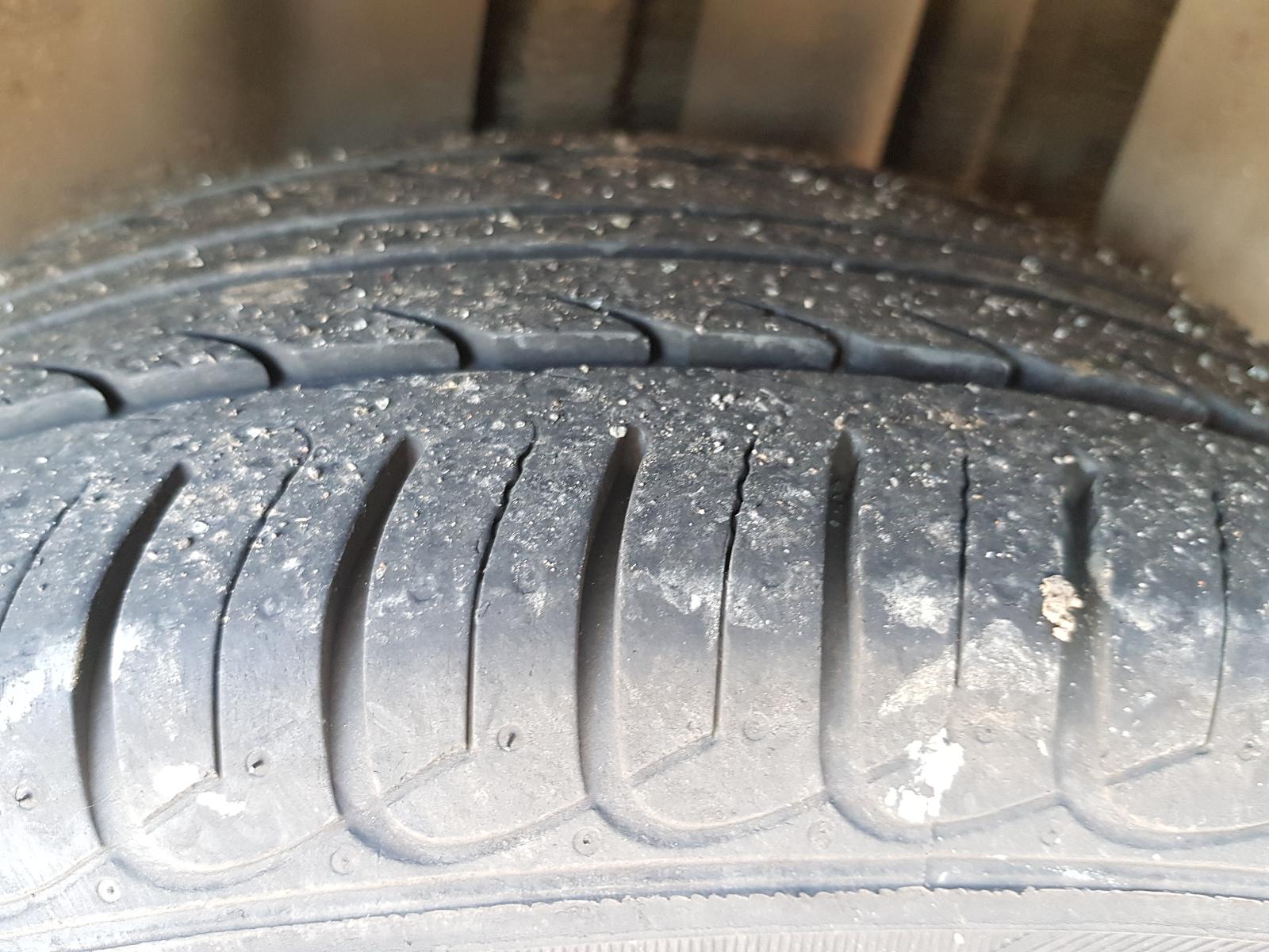 Holden Cruze - 2009-Present