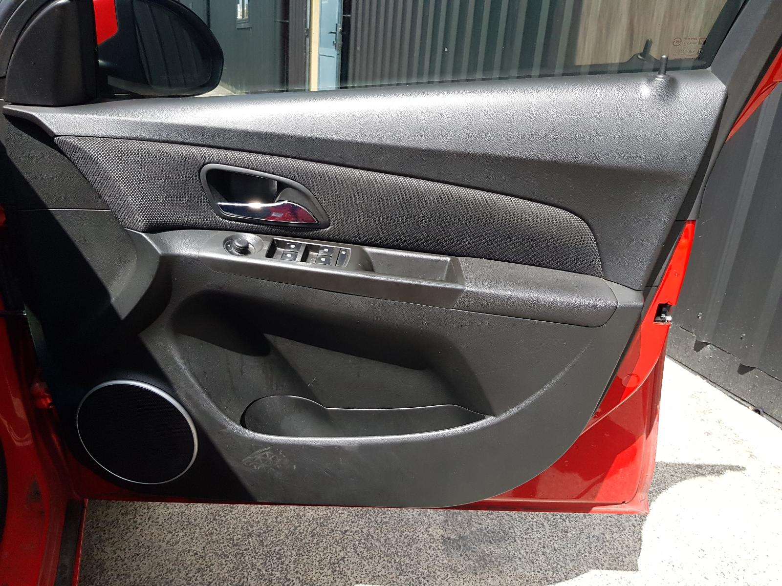 Holden Cruze - 2009-Present