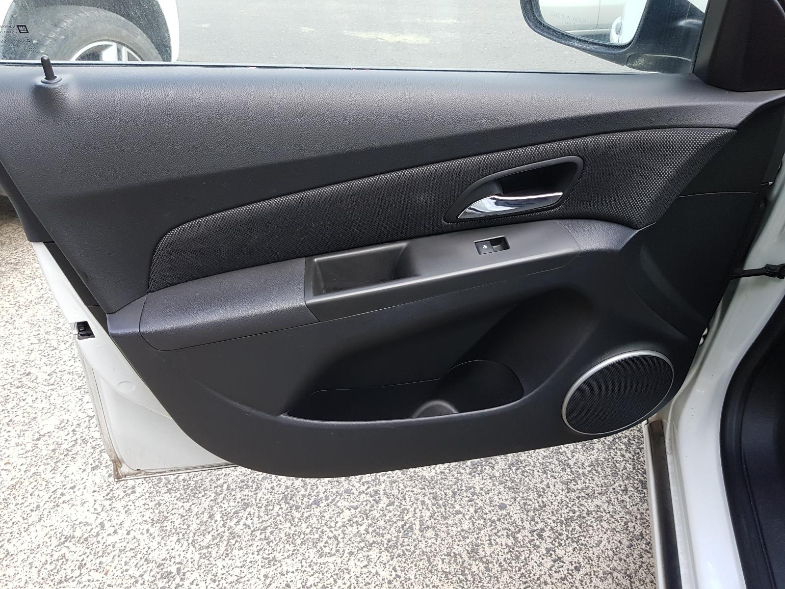 Holden Cruze - 2009-Present