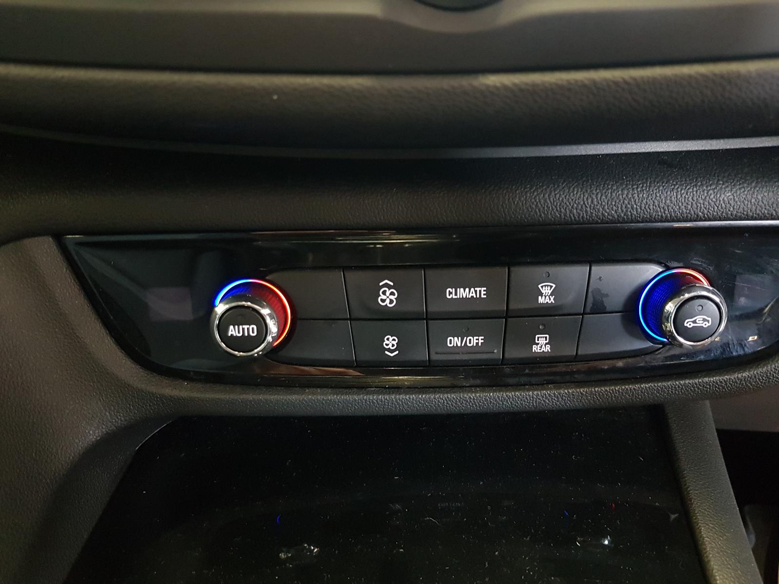 Holden Commodore - Other