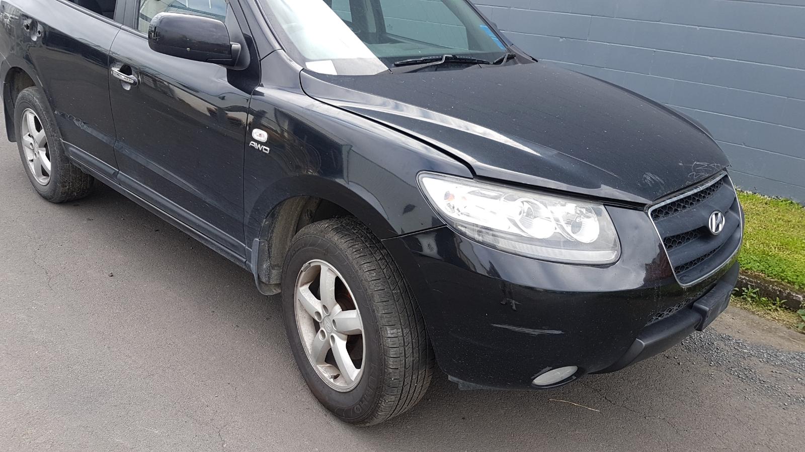 Hyundai Santa Fe - 2006-2012