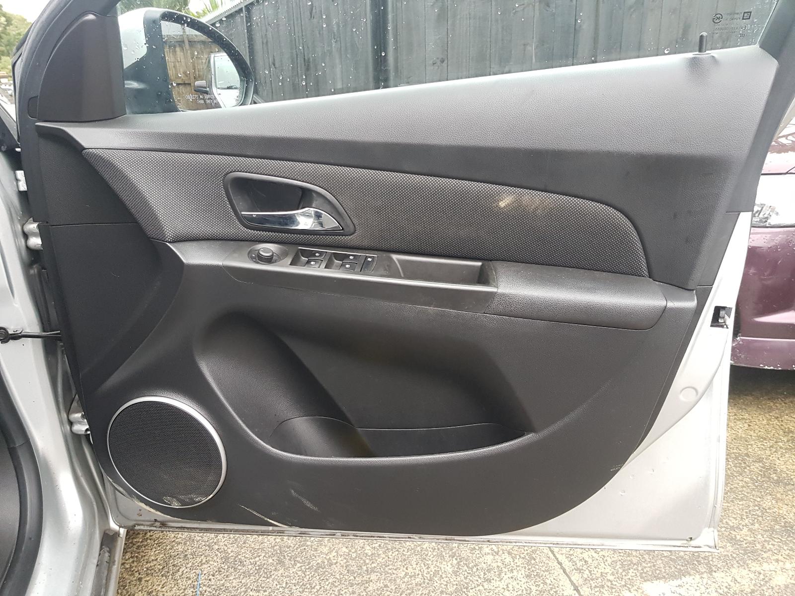 Holden Cruze - 2009-Present