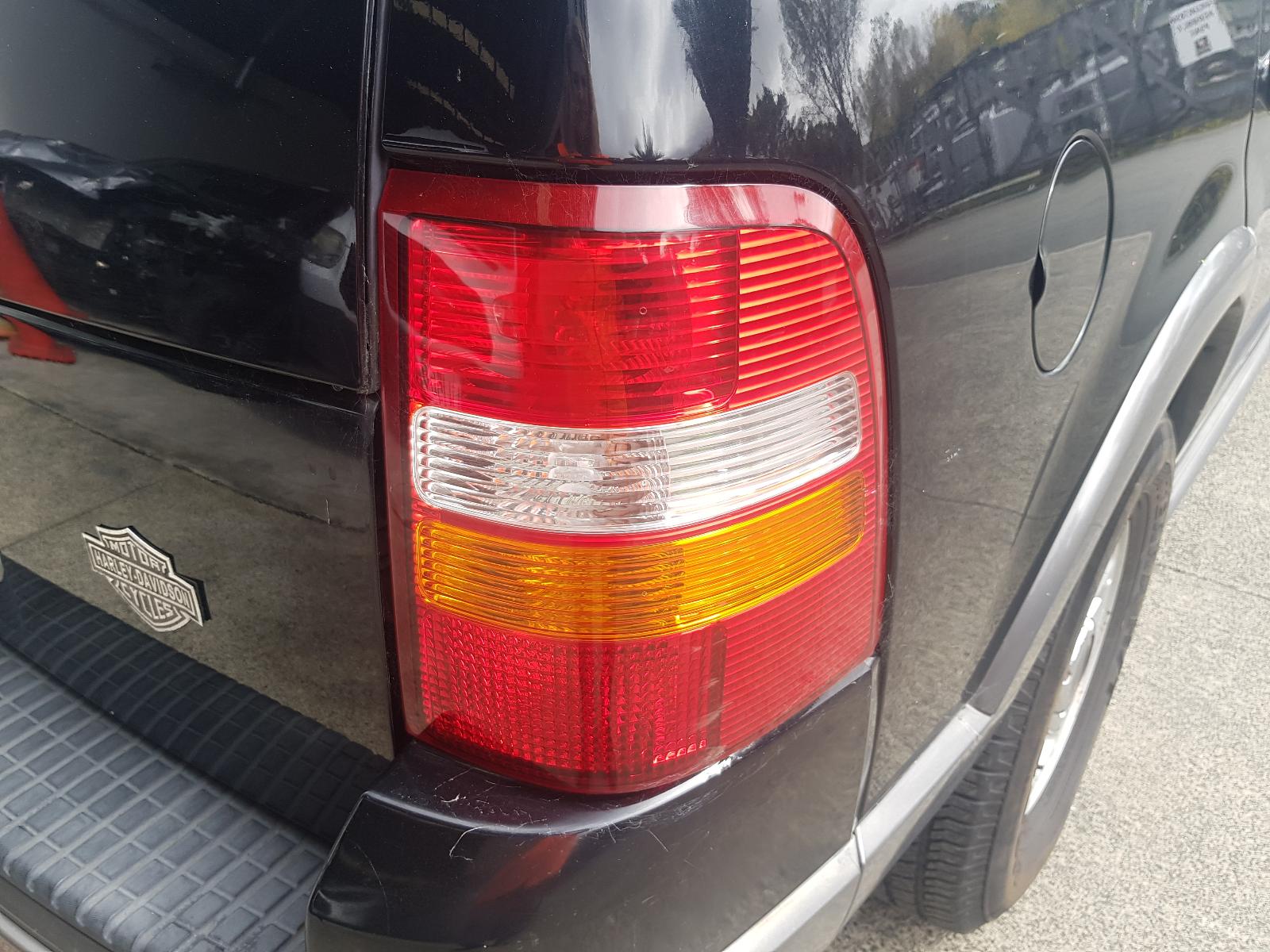 Ford Explorer - UT 2001-2005