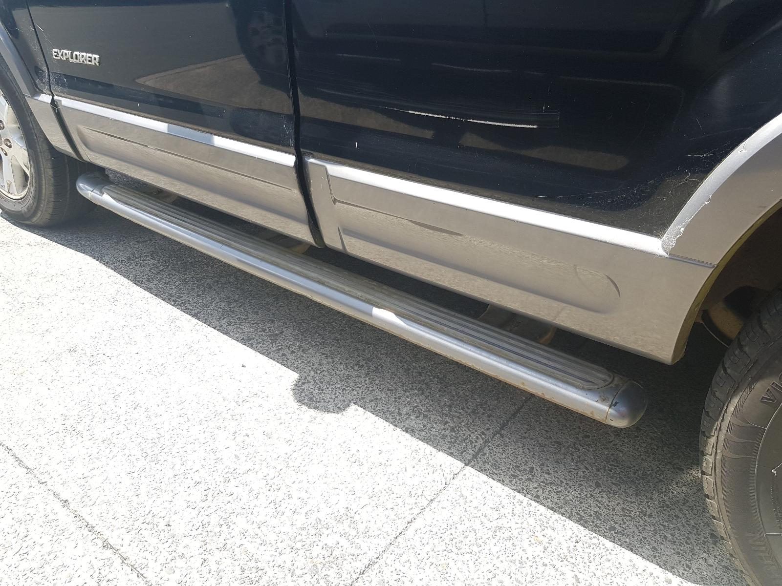 Ford Explorer - UT 2001-2005