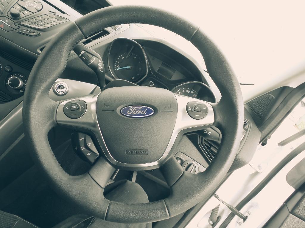 Ford Kuga - TF 2013-Present