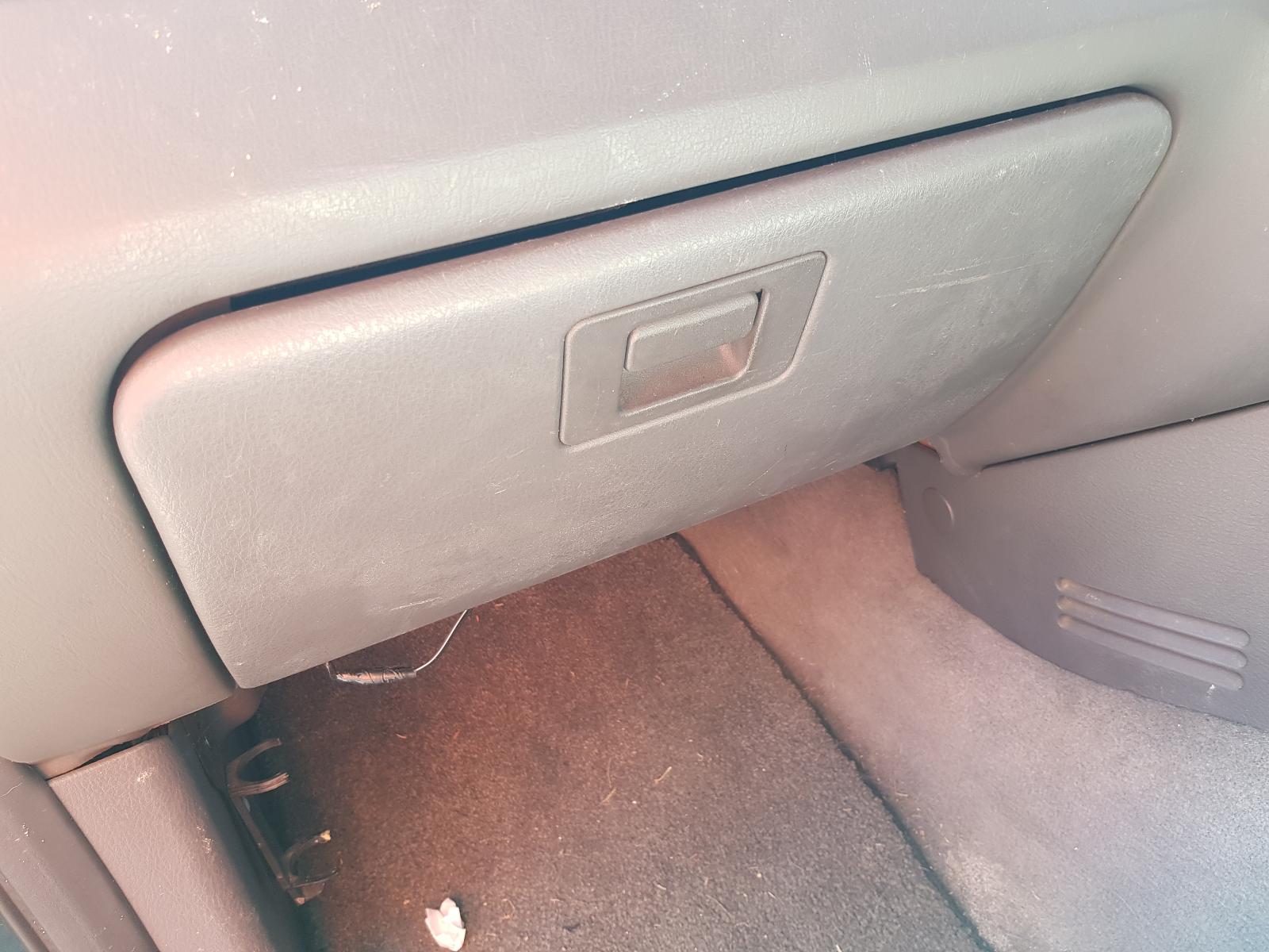 Ford Explorer - UT 2001-2005