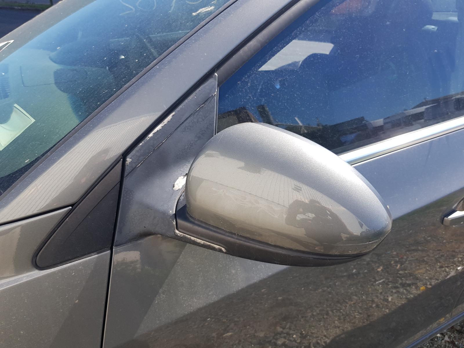 Holden Cruze - 2009-Present