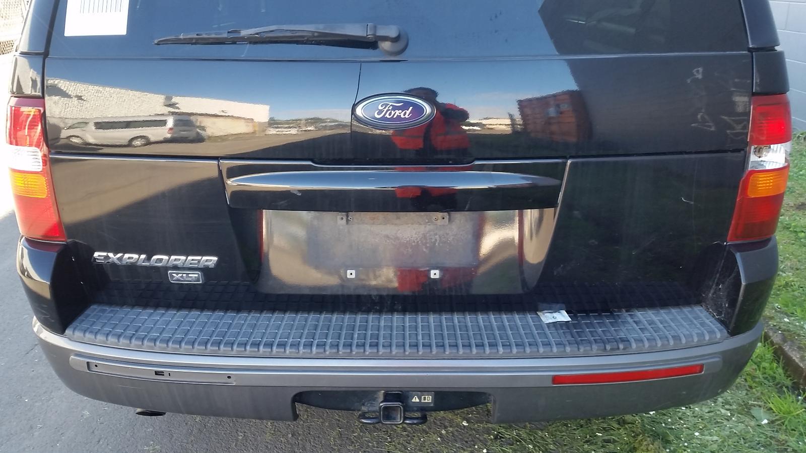 Ford Explorer - UT 2001-2005