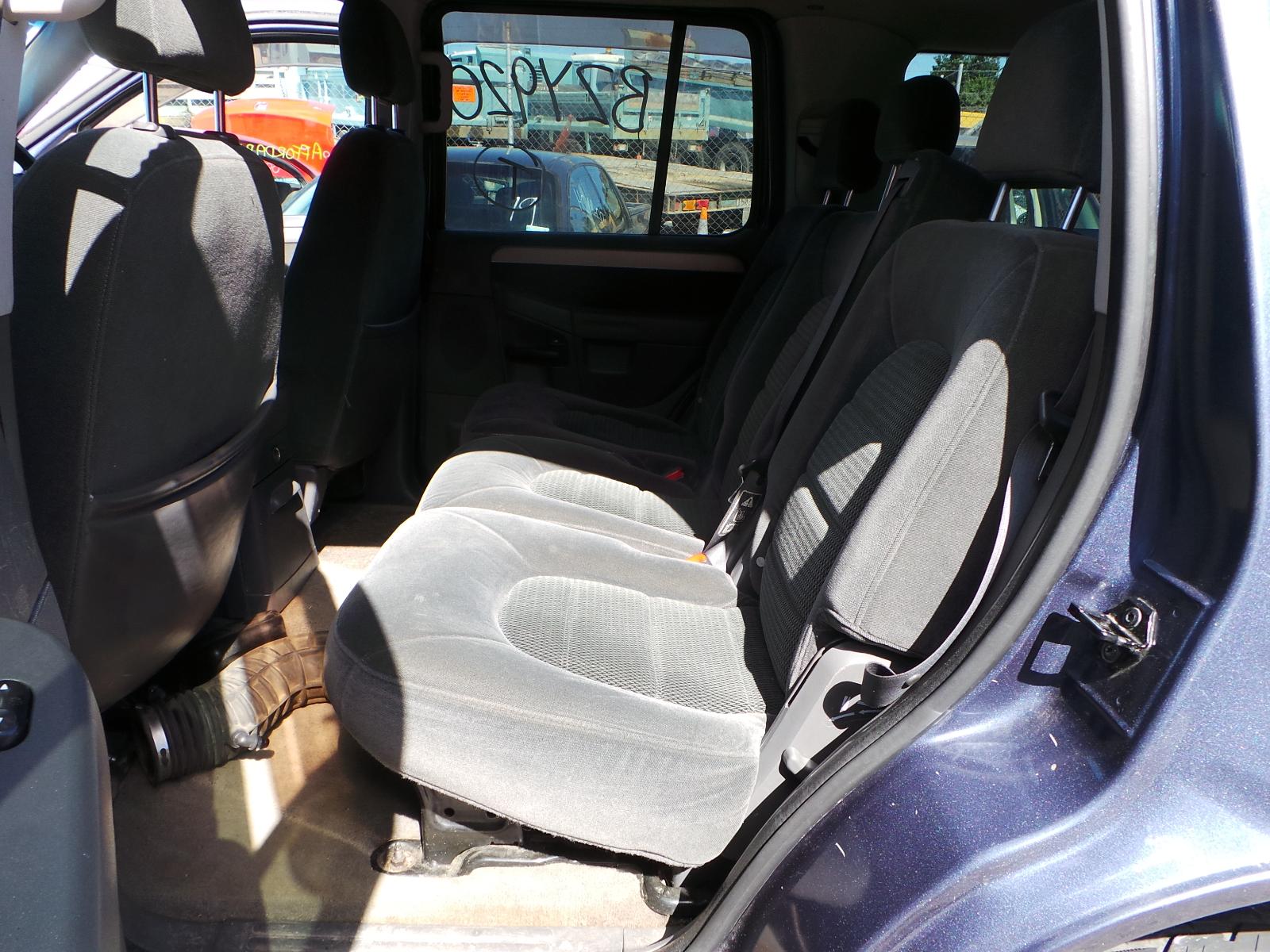 Ford Explorer - UT 2001-2005