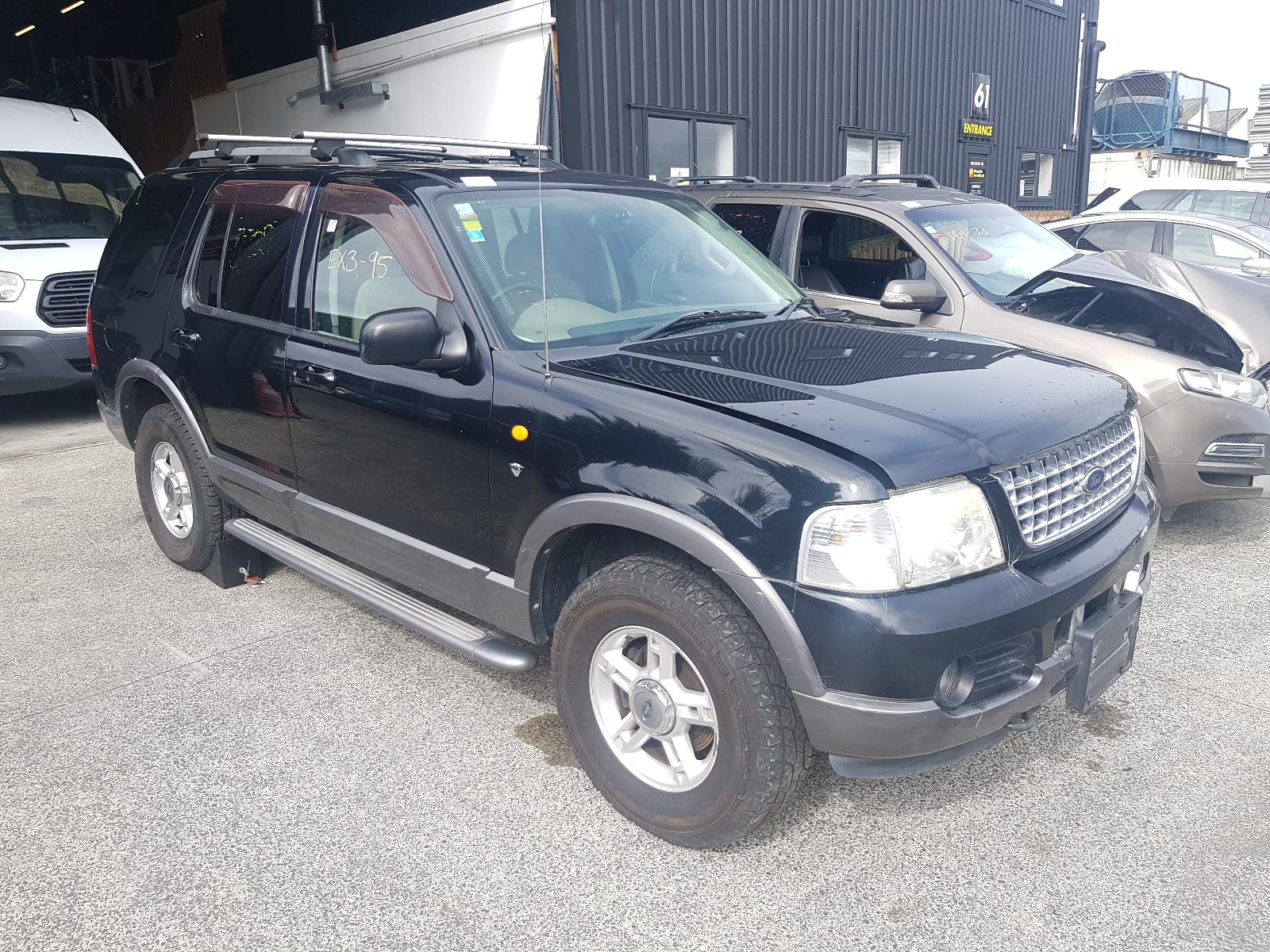 Ford Explorer - UT 2001-2005