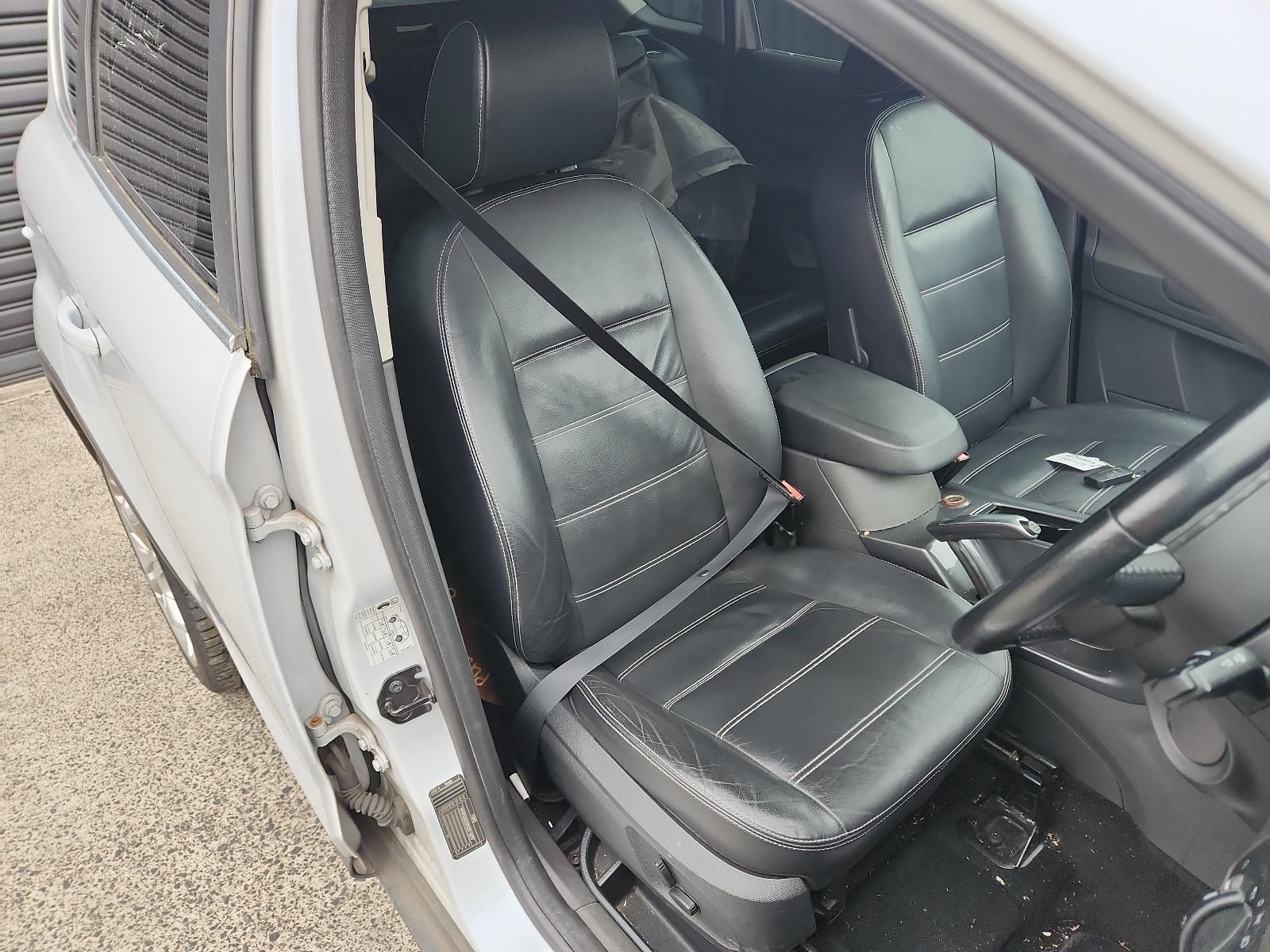 Ford Kuga - TE 2012-2013