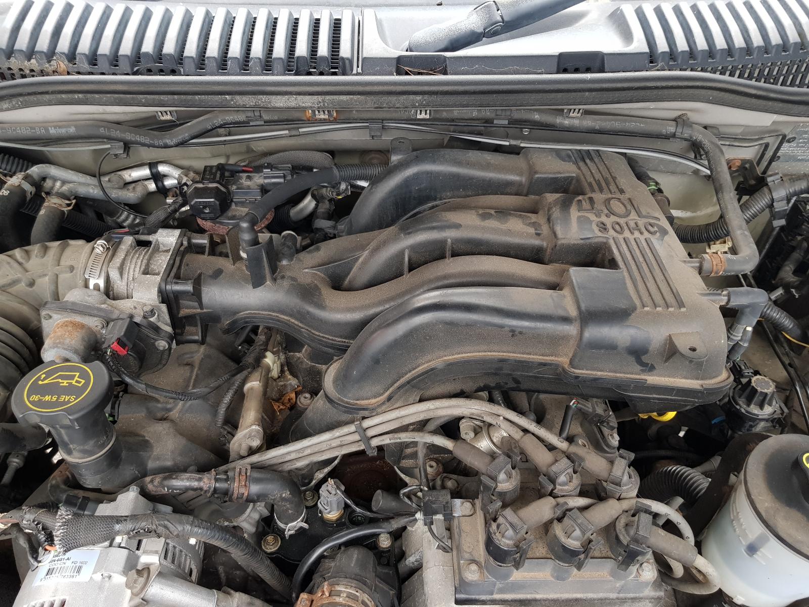 Ford Explorer - UT 2001-2005